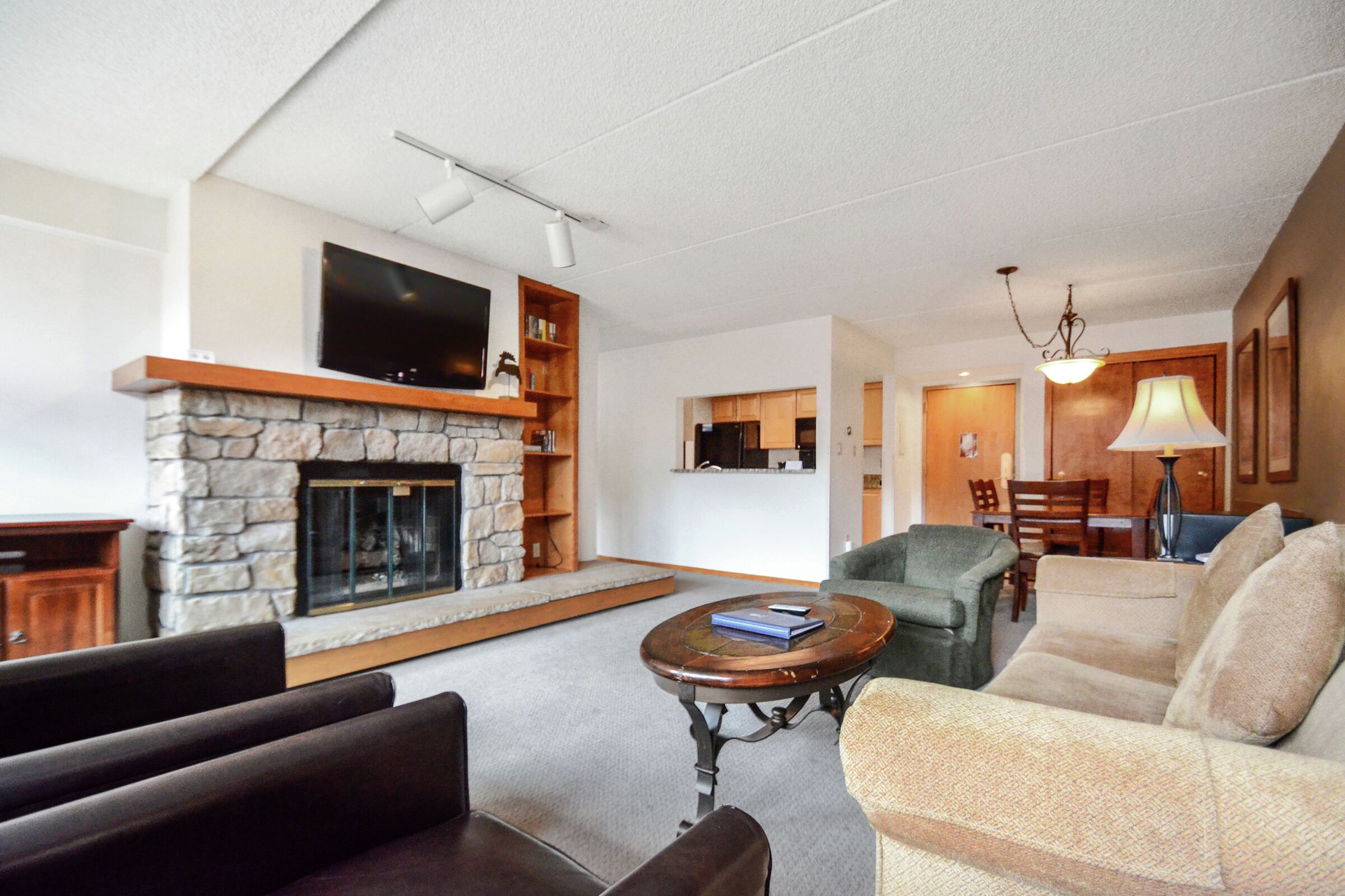 #247/249 - Living Room
