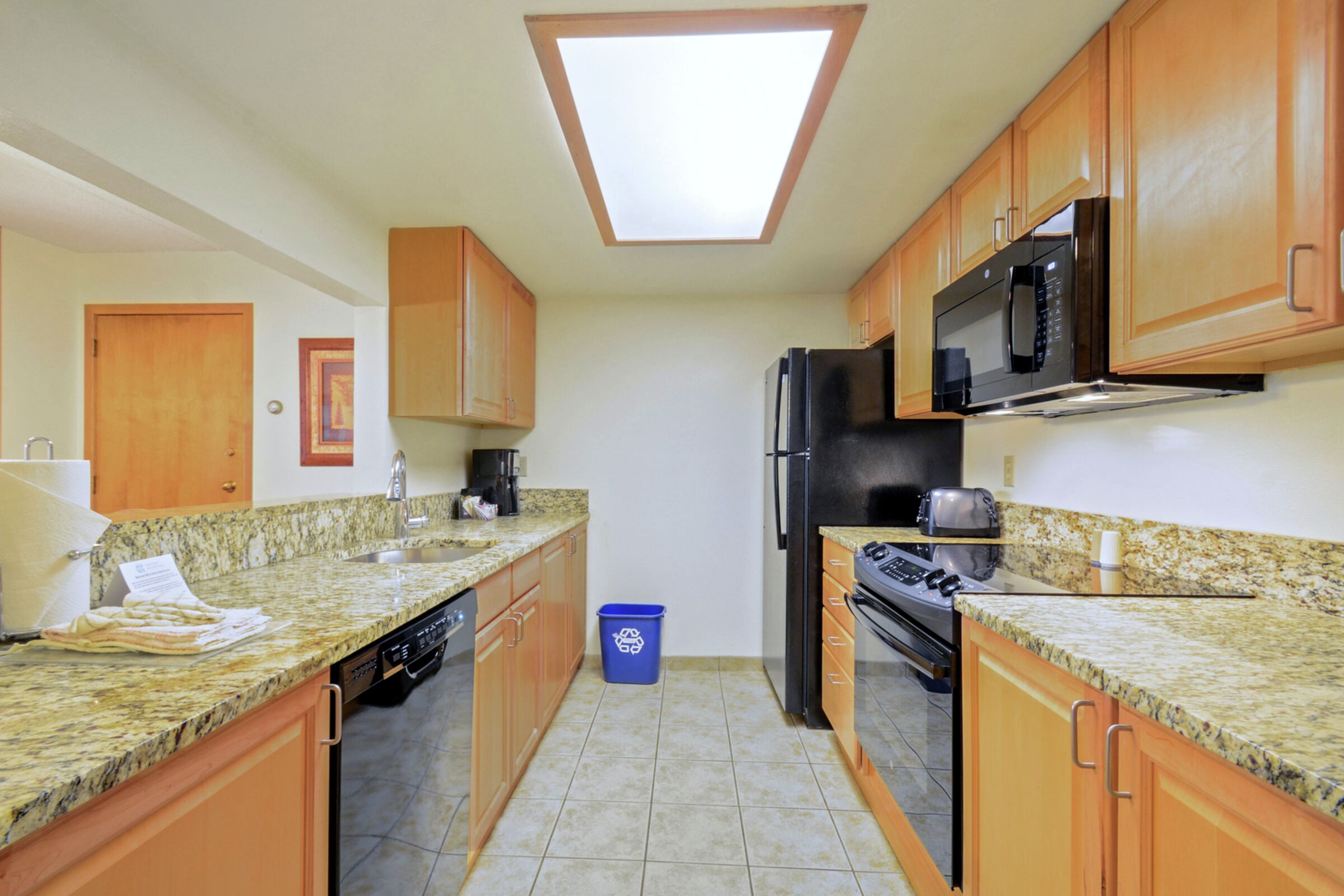 #332/334 - Kitchen