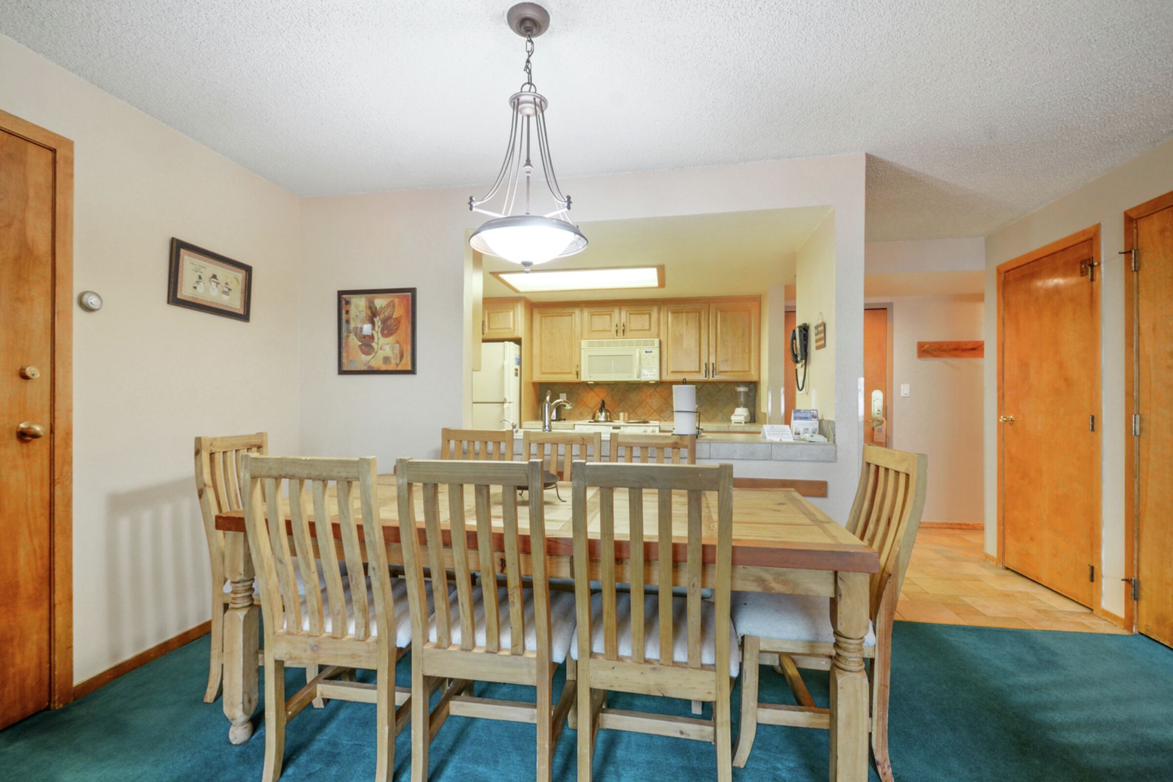 #543 - Dining Room & Kitchen
