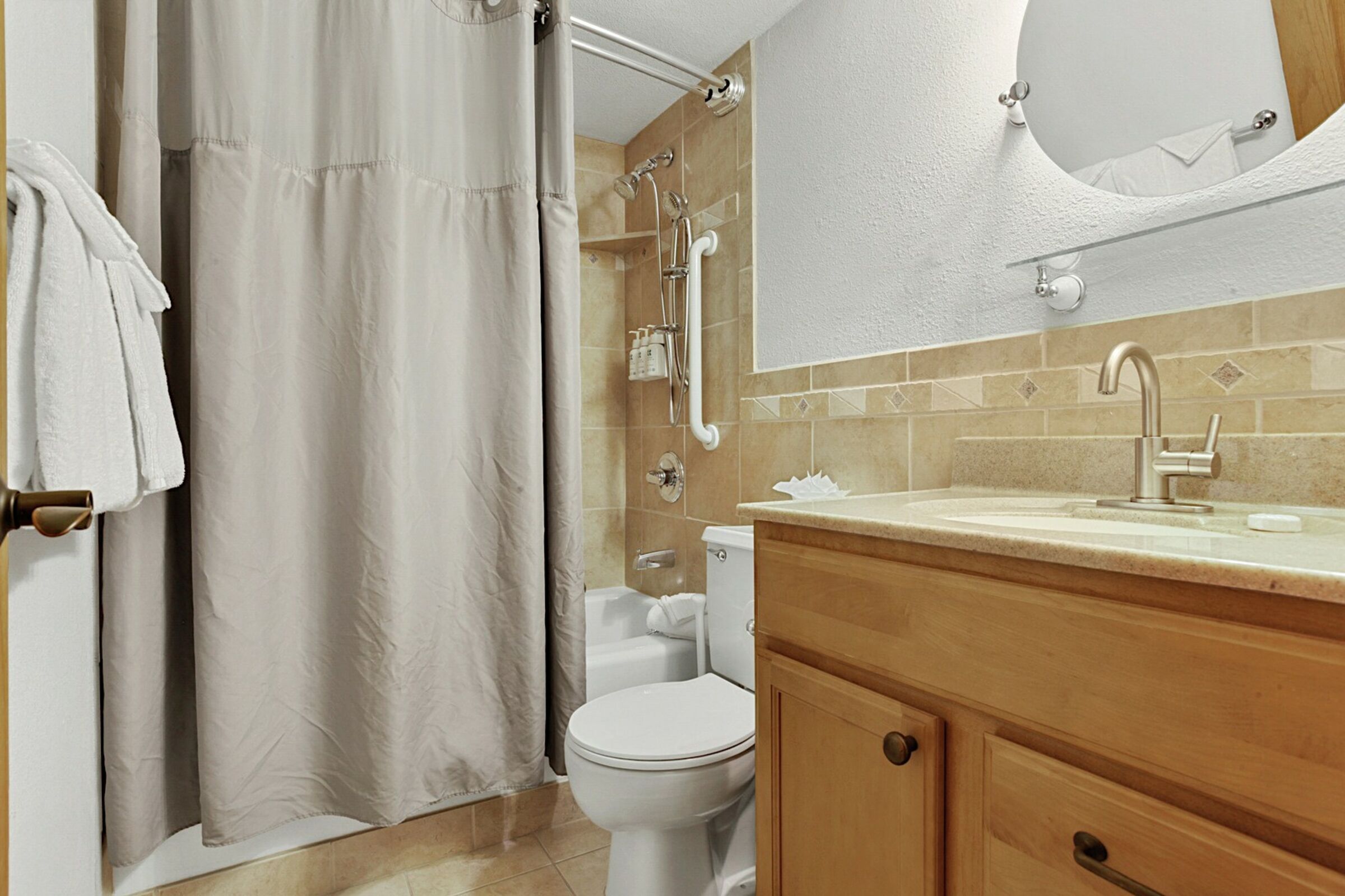 #510 - Bathroom
