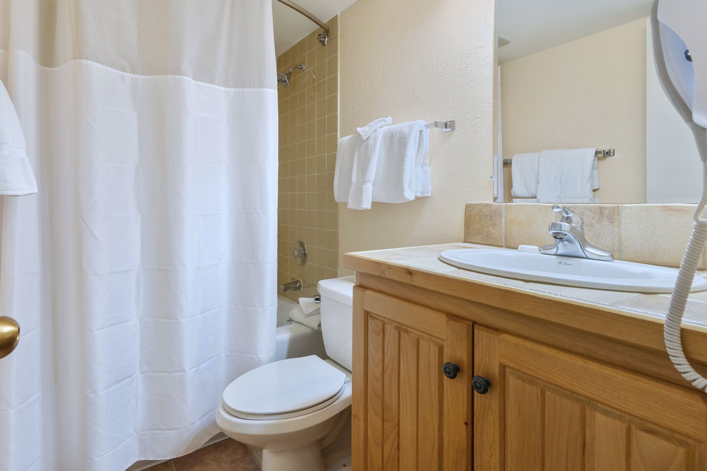 #413 - Bathroom