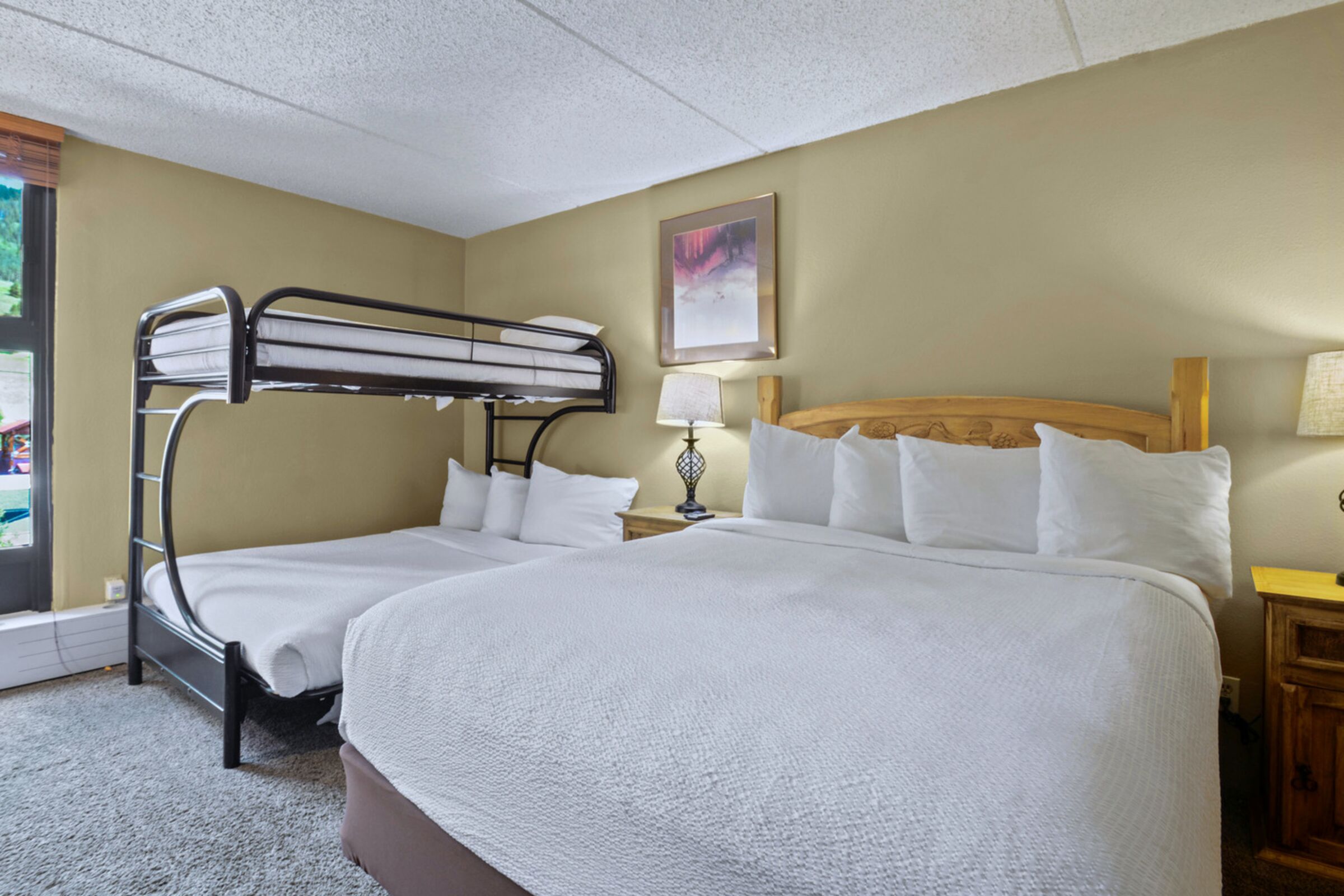 #418 - Bedroom