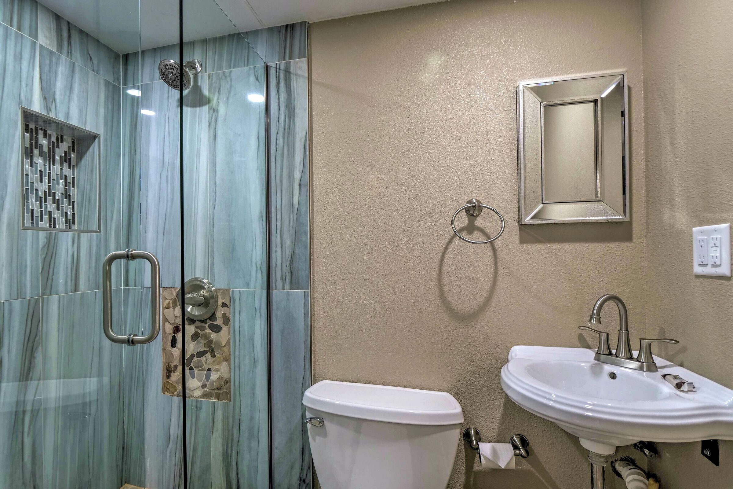 Master Ensuite Bathroom