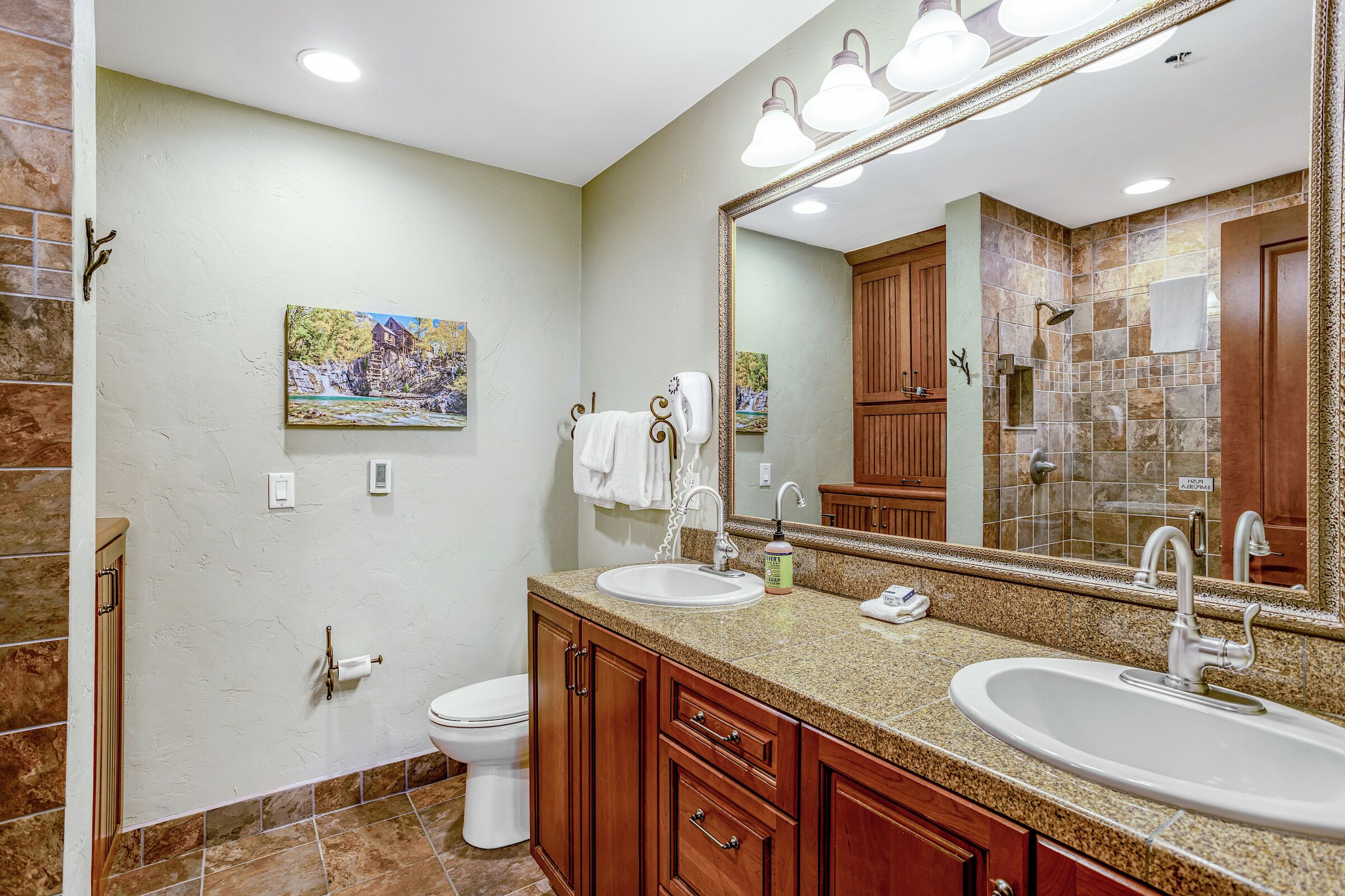 Ensuite Bathroom