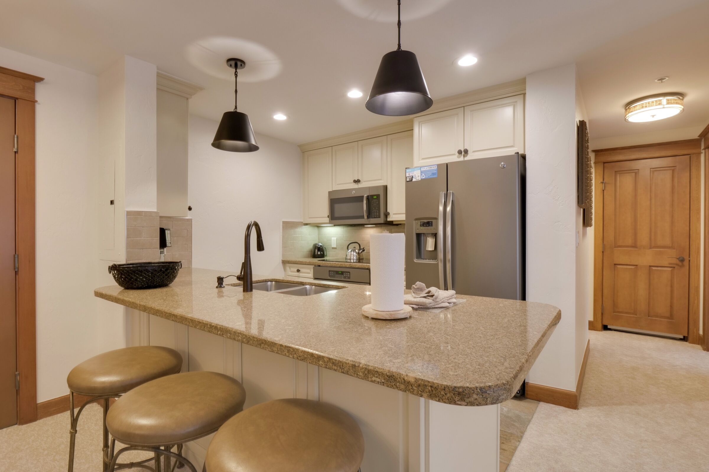 #305 - Kitchen