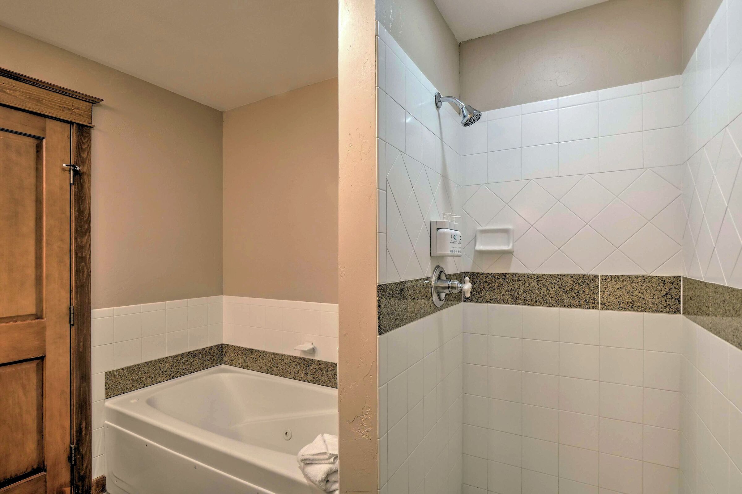 Master Ensuite Bathroom