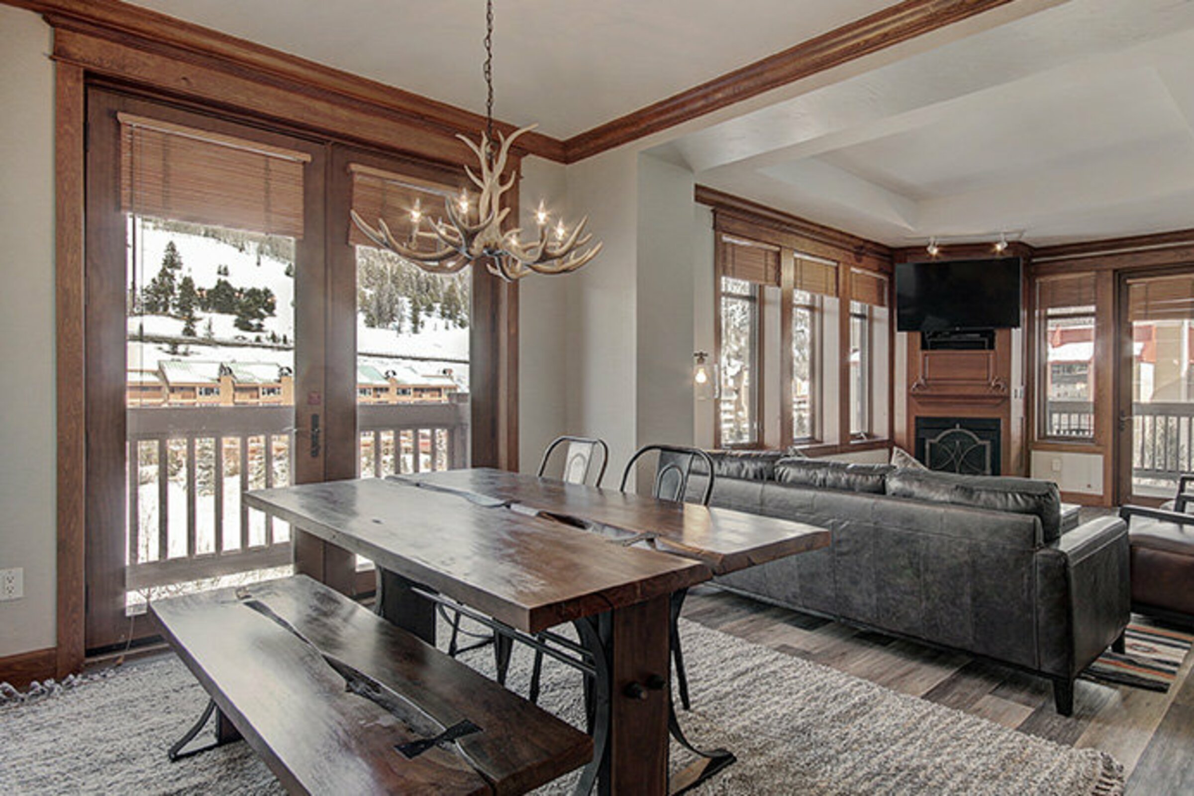 #410 - Dining Room