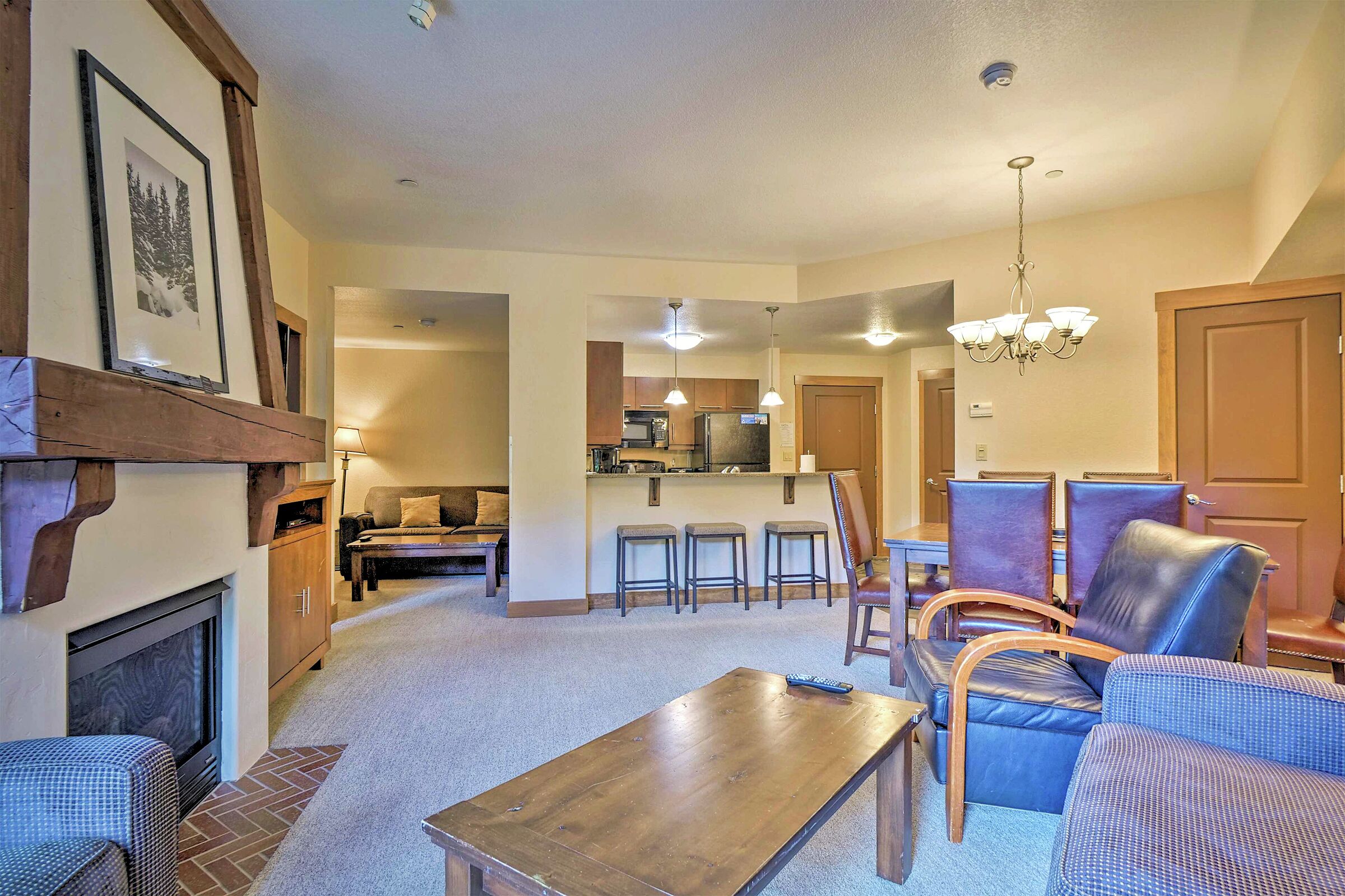 #206 - Living Area