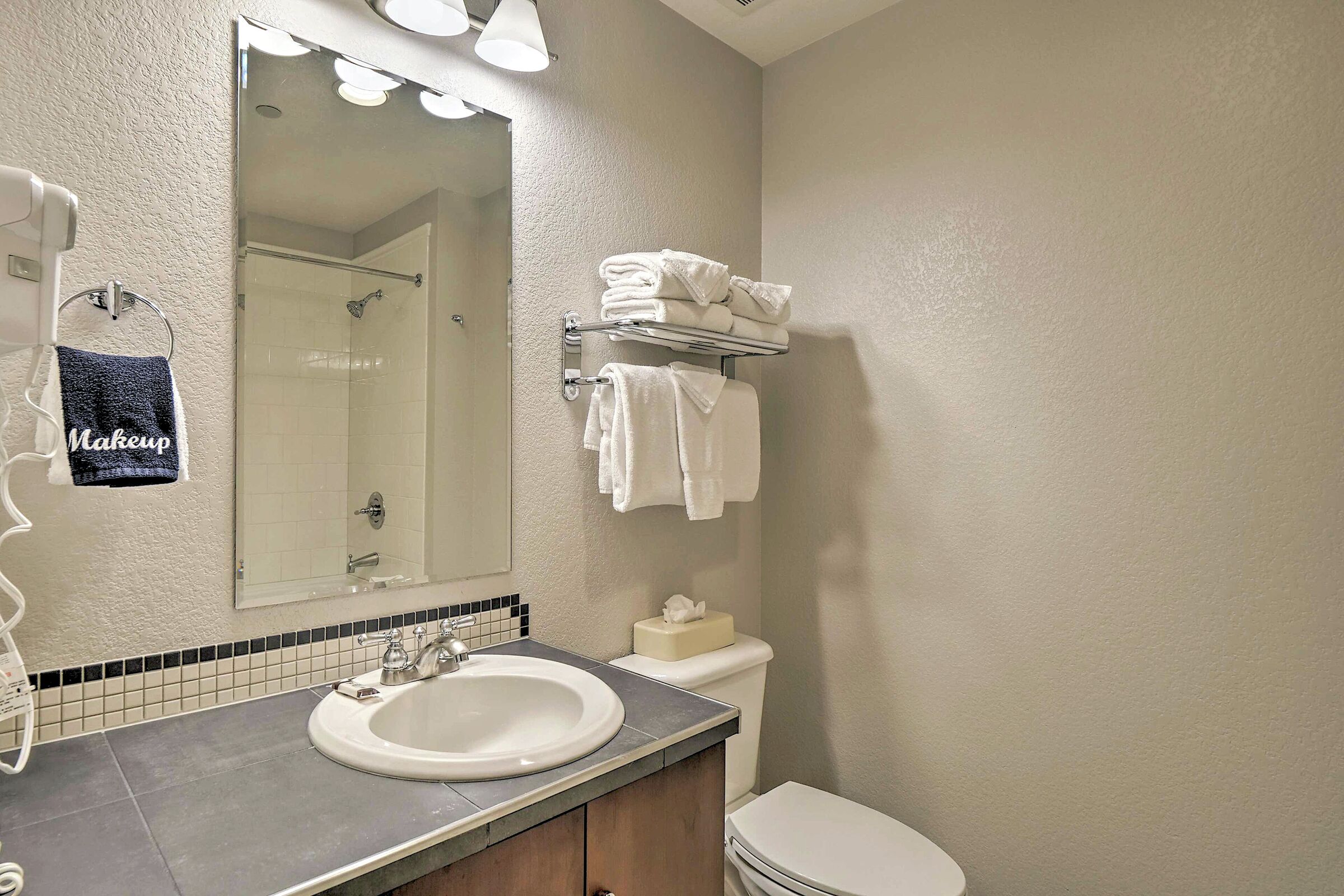 #208 - Bathroom