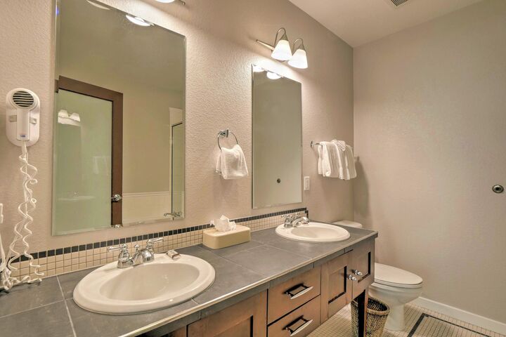 #101 - Master Ensuite Bathroom