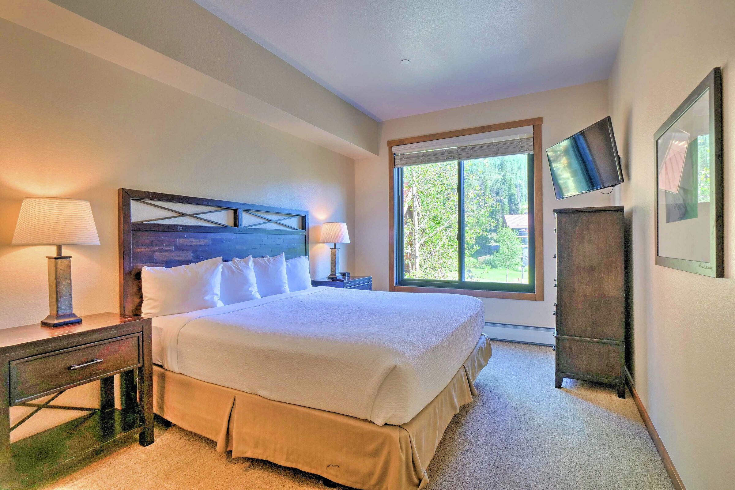 #101 - Master Bedroom