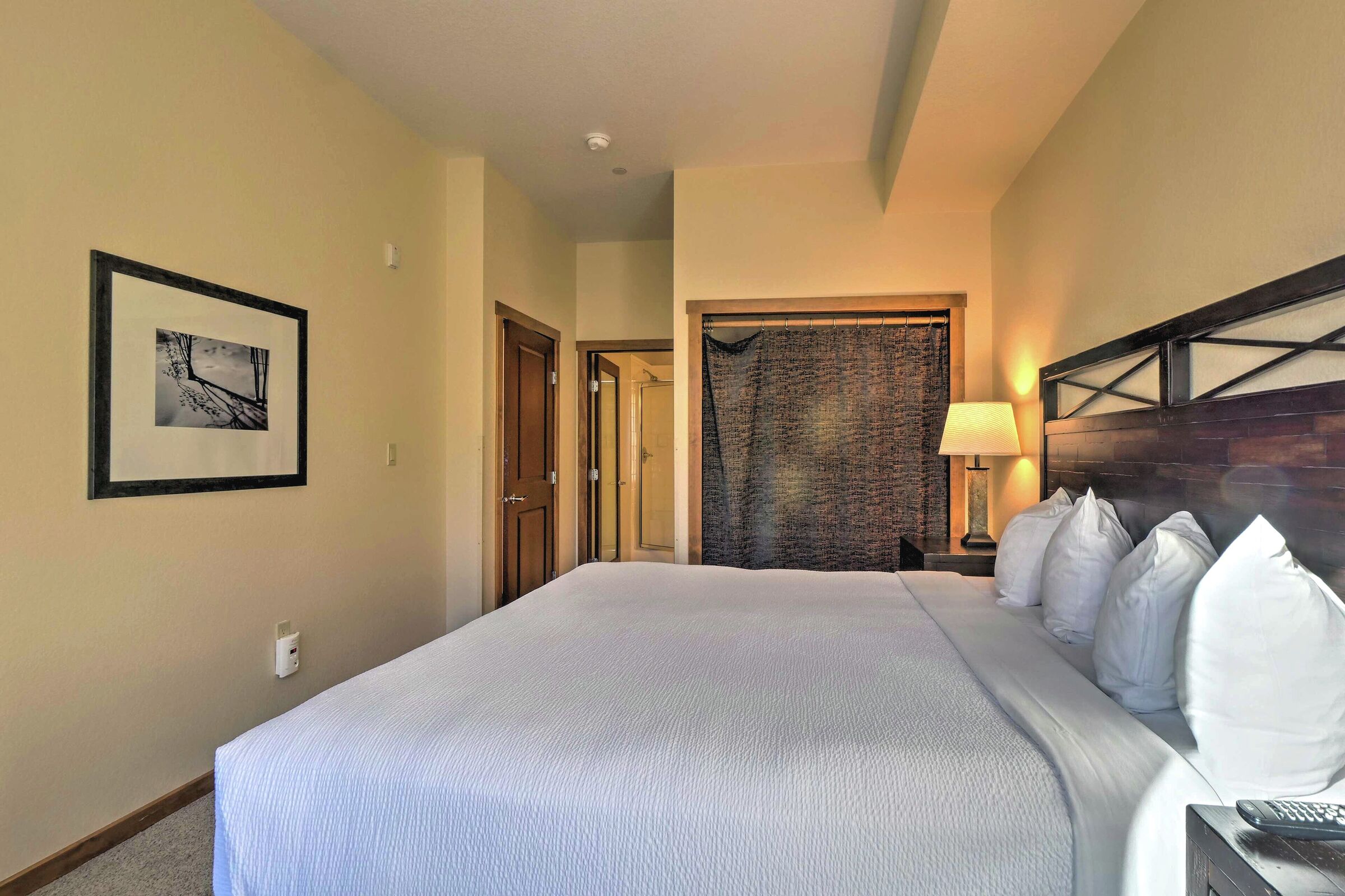 #102 - Master Bedroom
