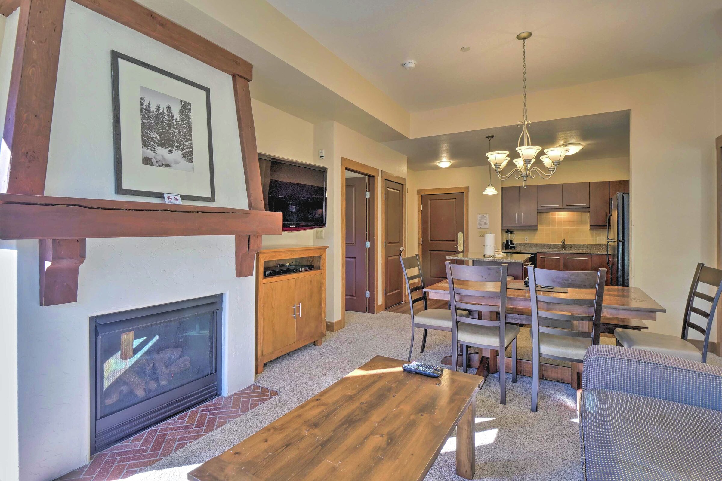 #102 - Living Area