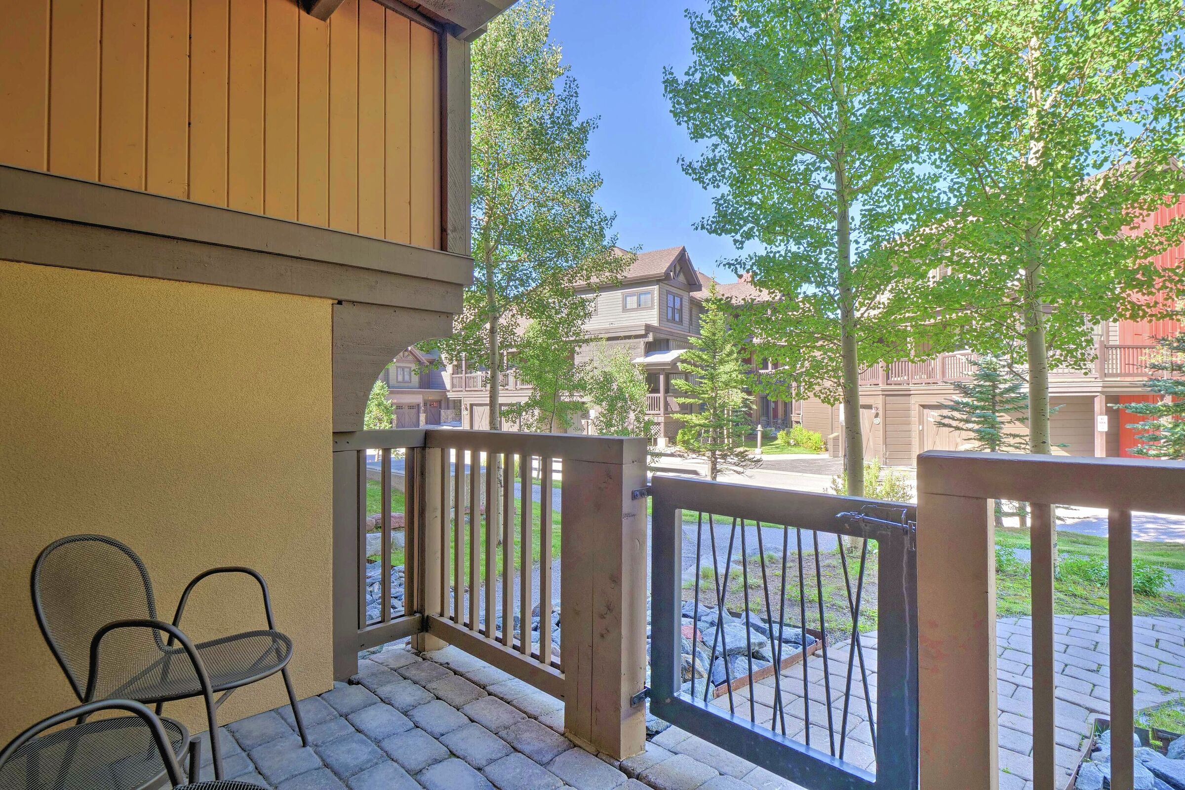 #114 - Patio