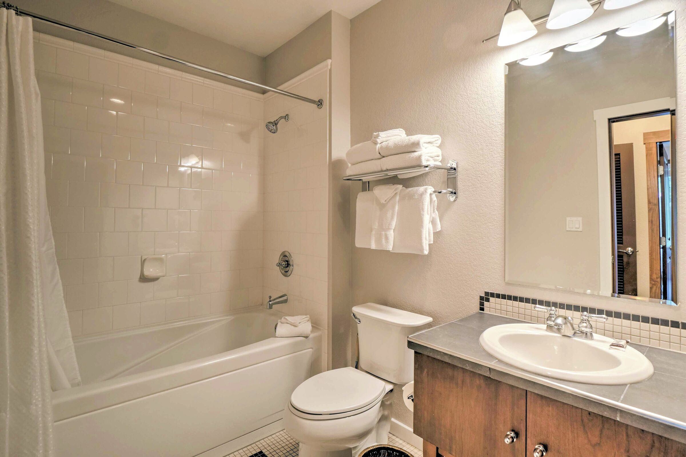 #118 - Bathroom