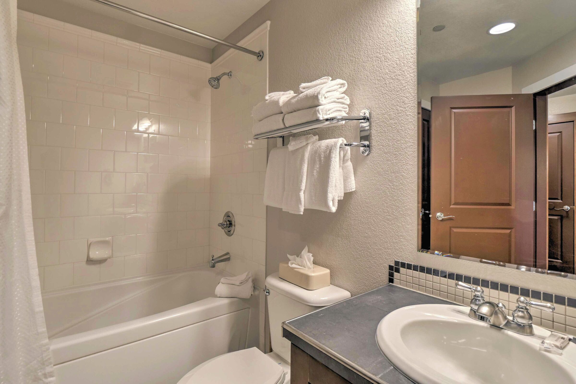 #204 - Bathroom