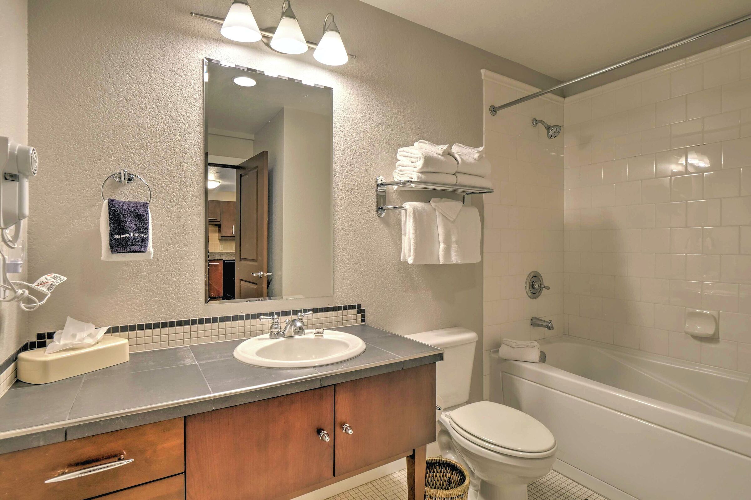 #207 - Bathroom
