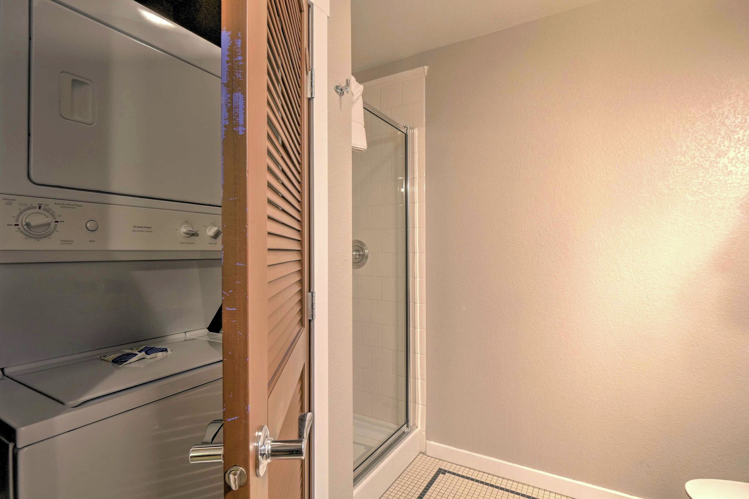 #216 - Bathroom