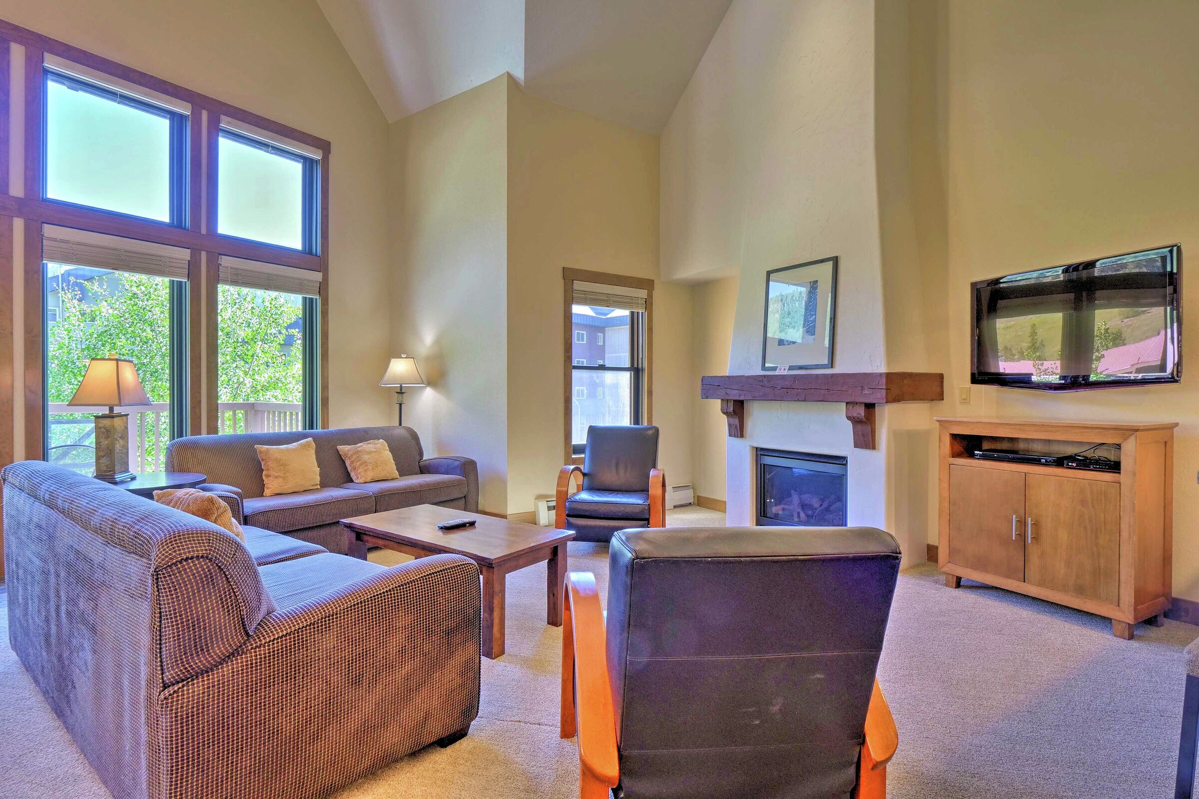 #201 - Living Area