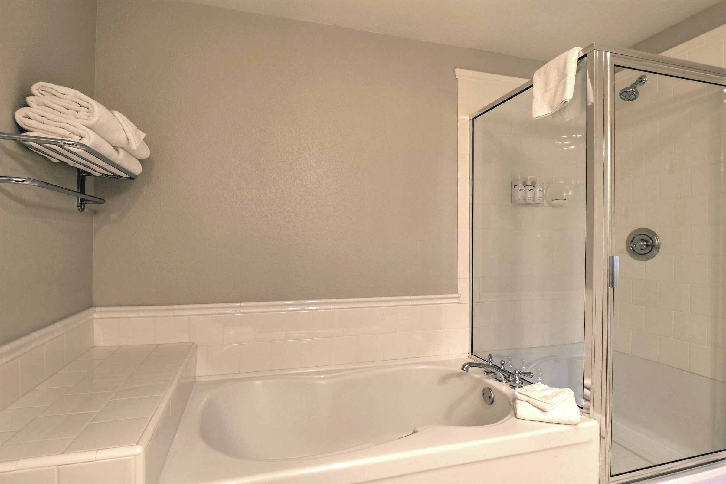#205 - Ensuite Bathroom