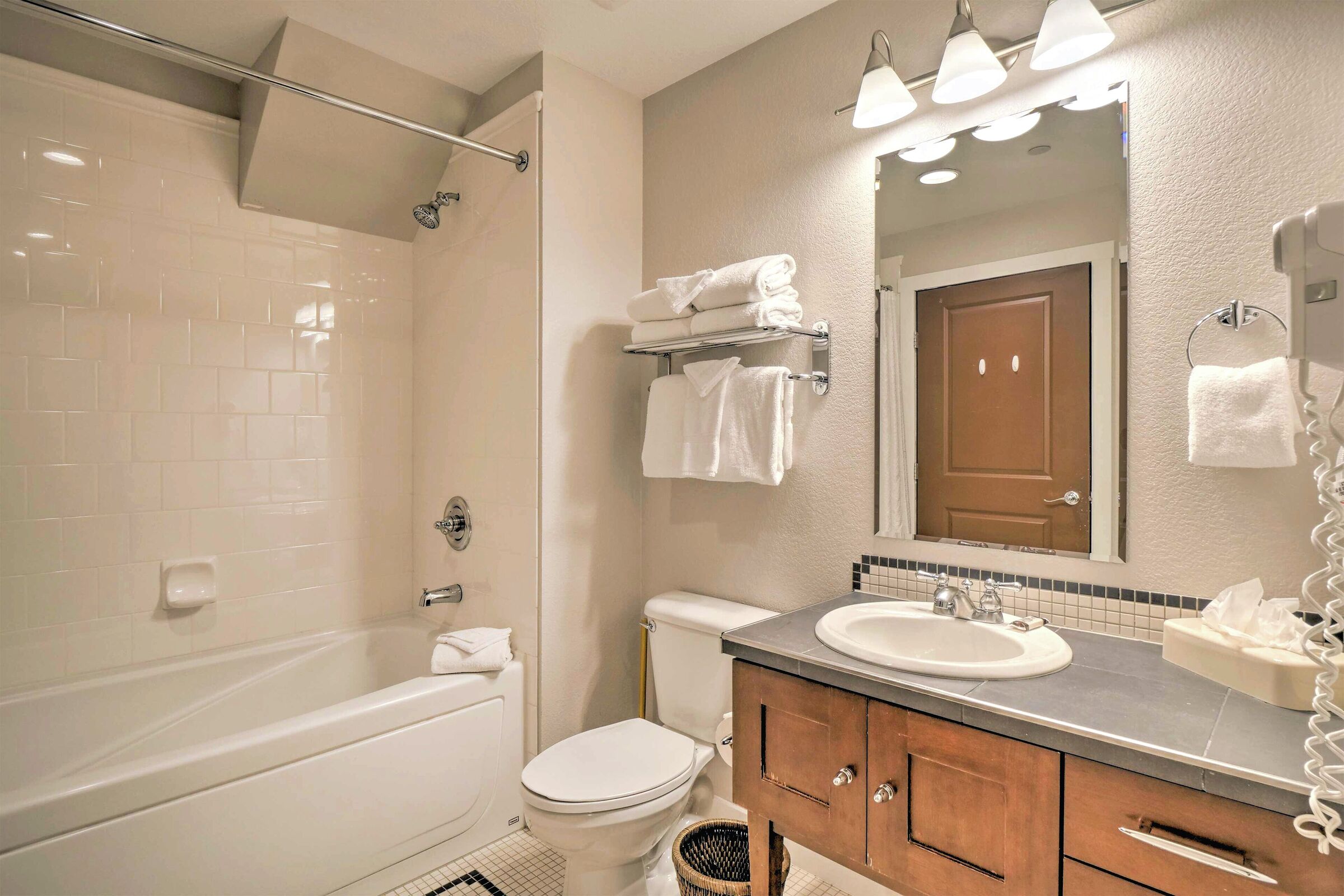 #205 - Bathroom
