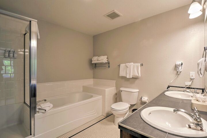 #209 - Ensuite Bathroom