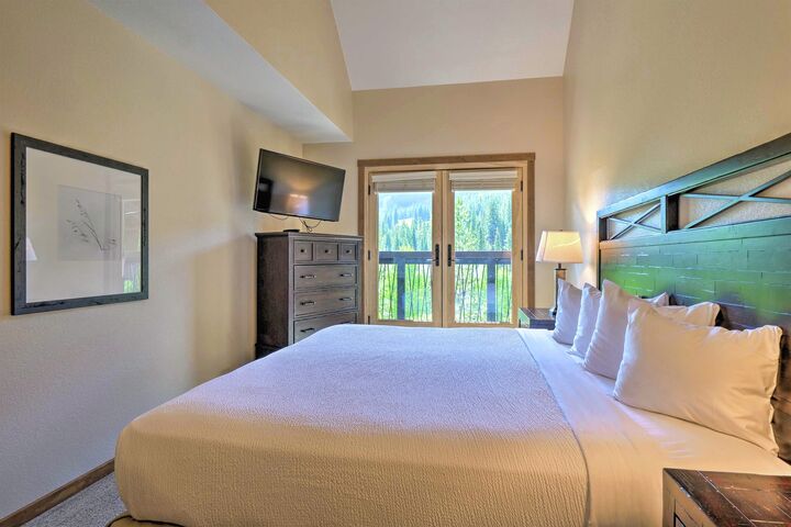 #209 - Master Bedroom