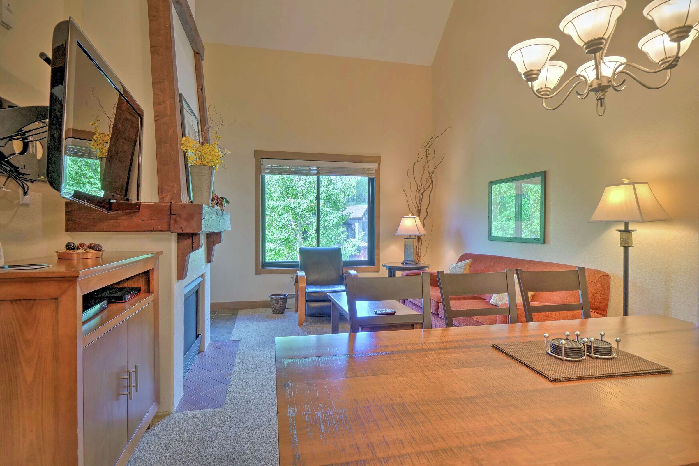 #214 - Dining Area