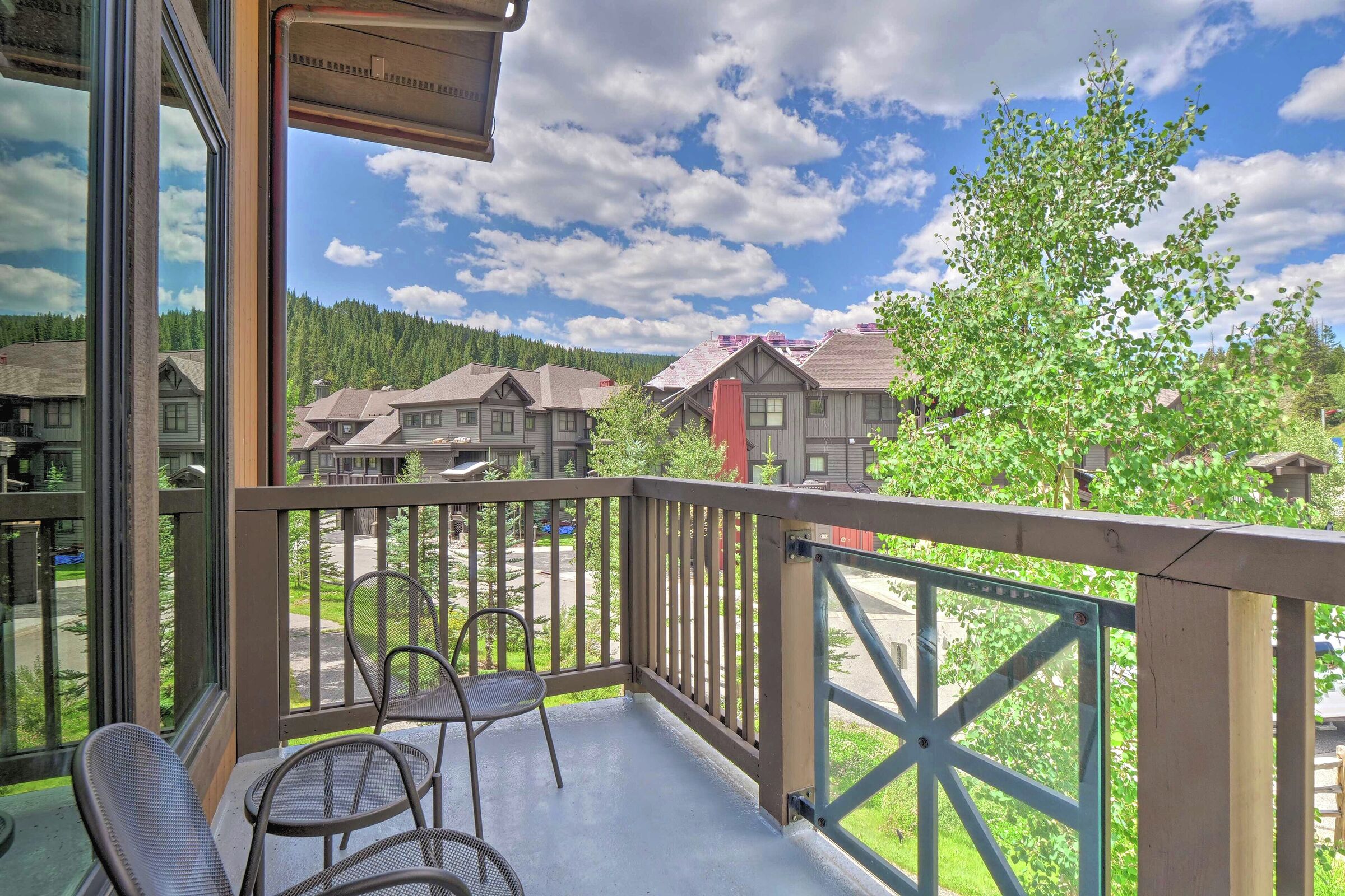 #215 - Balcony