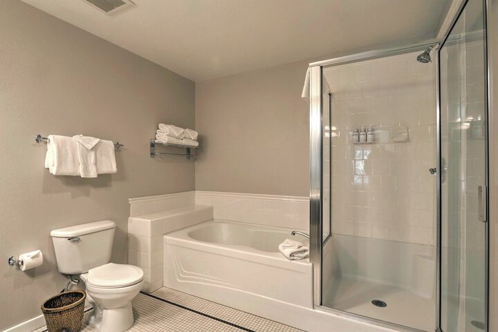#301 - Master Ensuite Bathroom