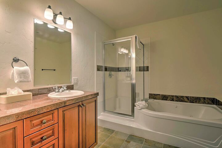 #302 - Master Ensuite Bathroom