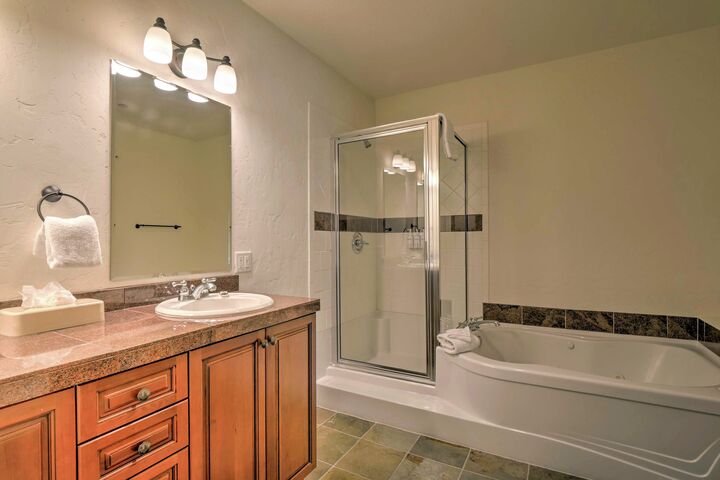 #302 - Ensuite Bathroom