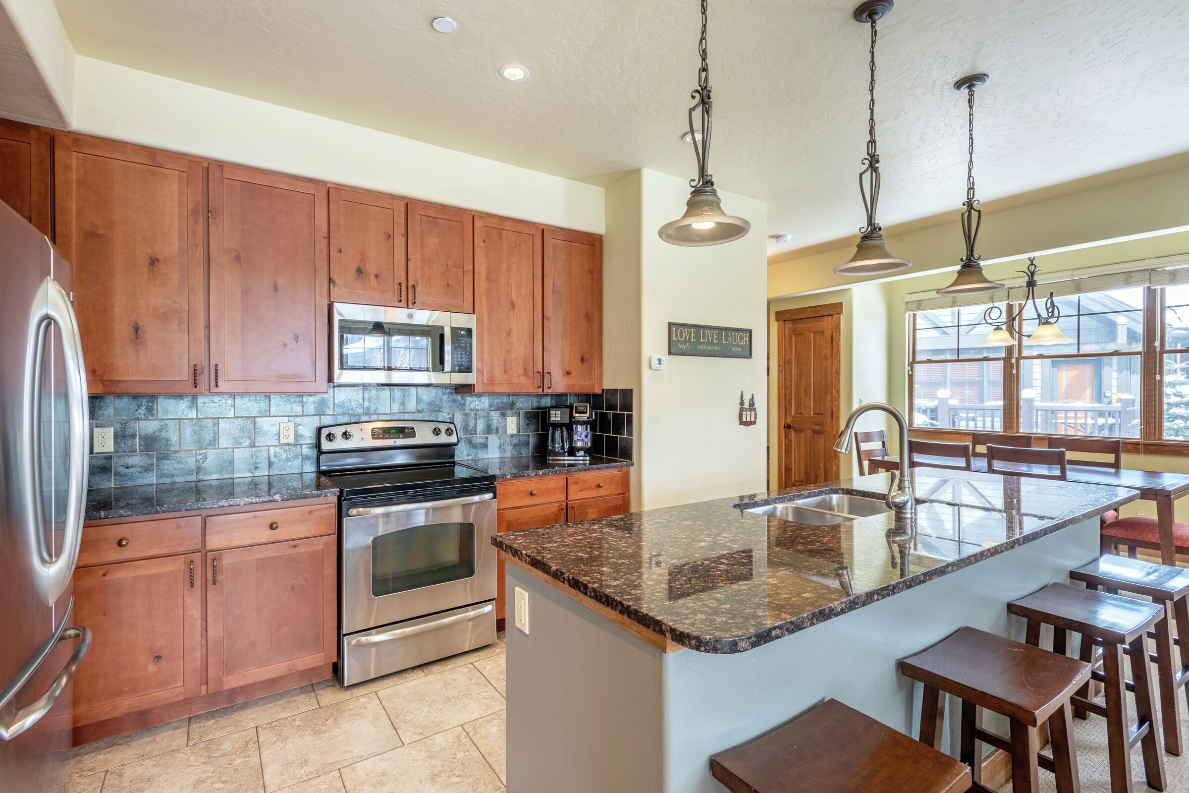 #1201 - Kitchen