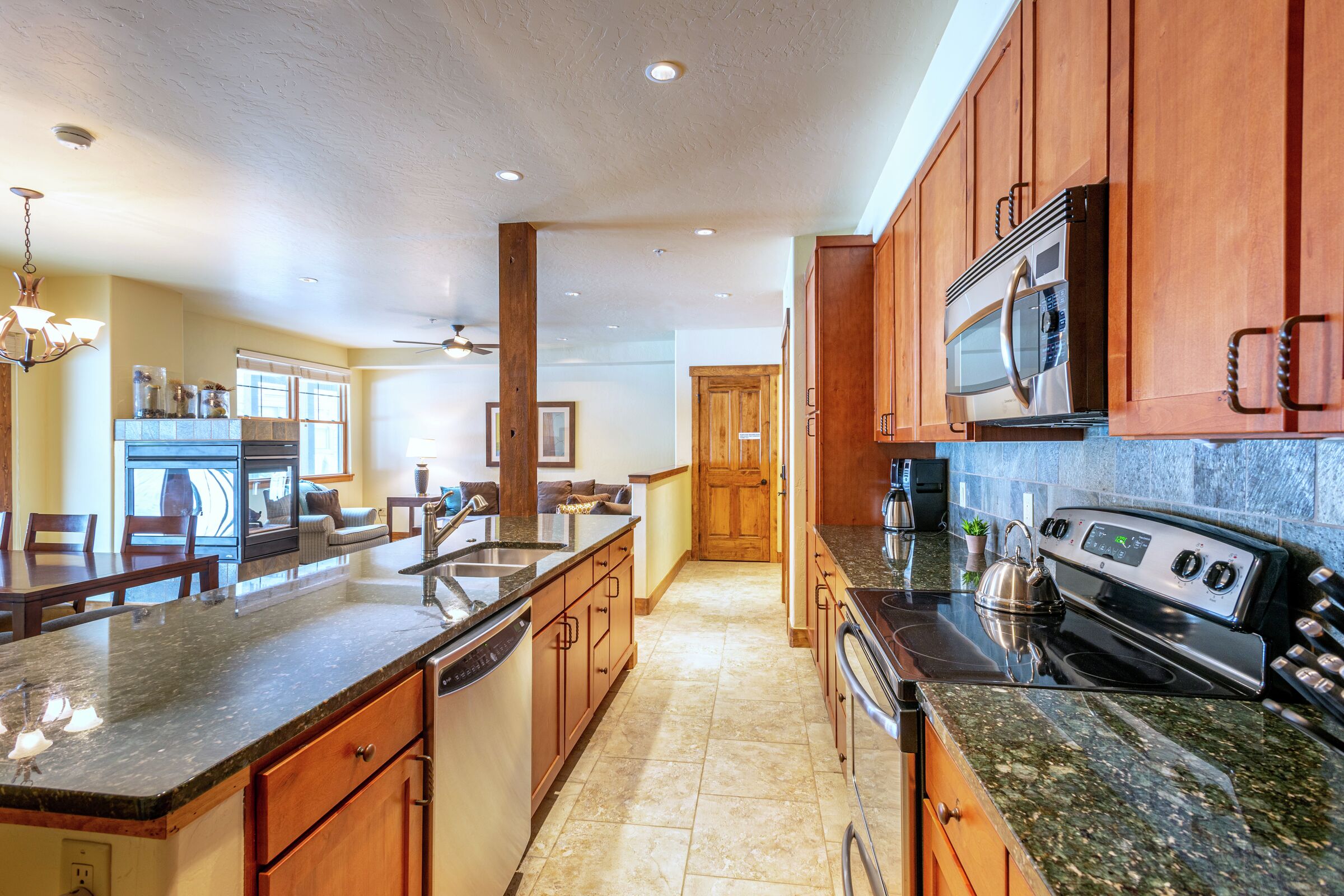 #3103 - Kitchen