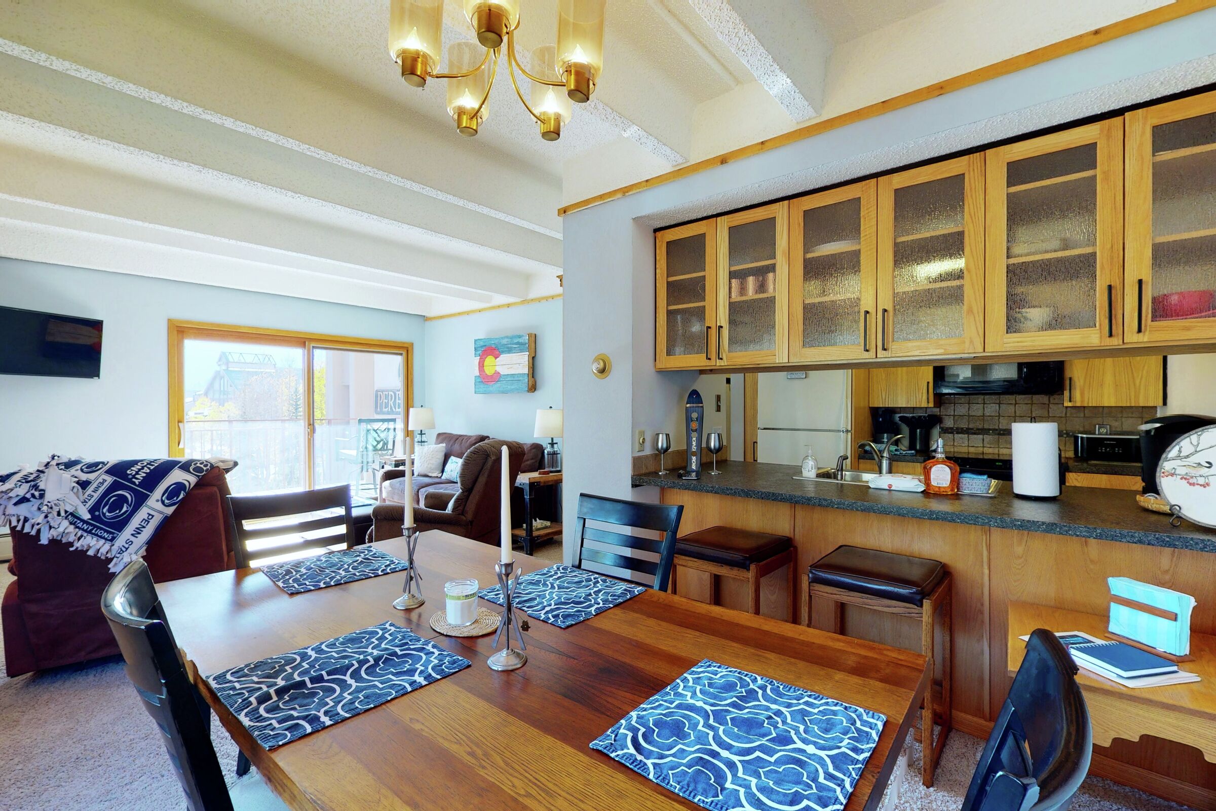Dining Room & Kitchen