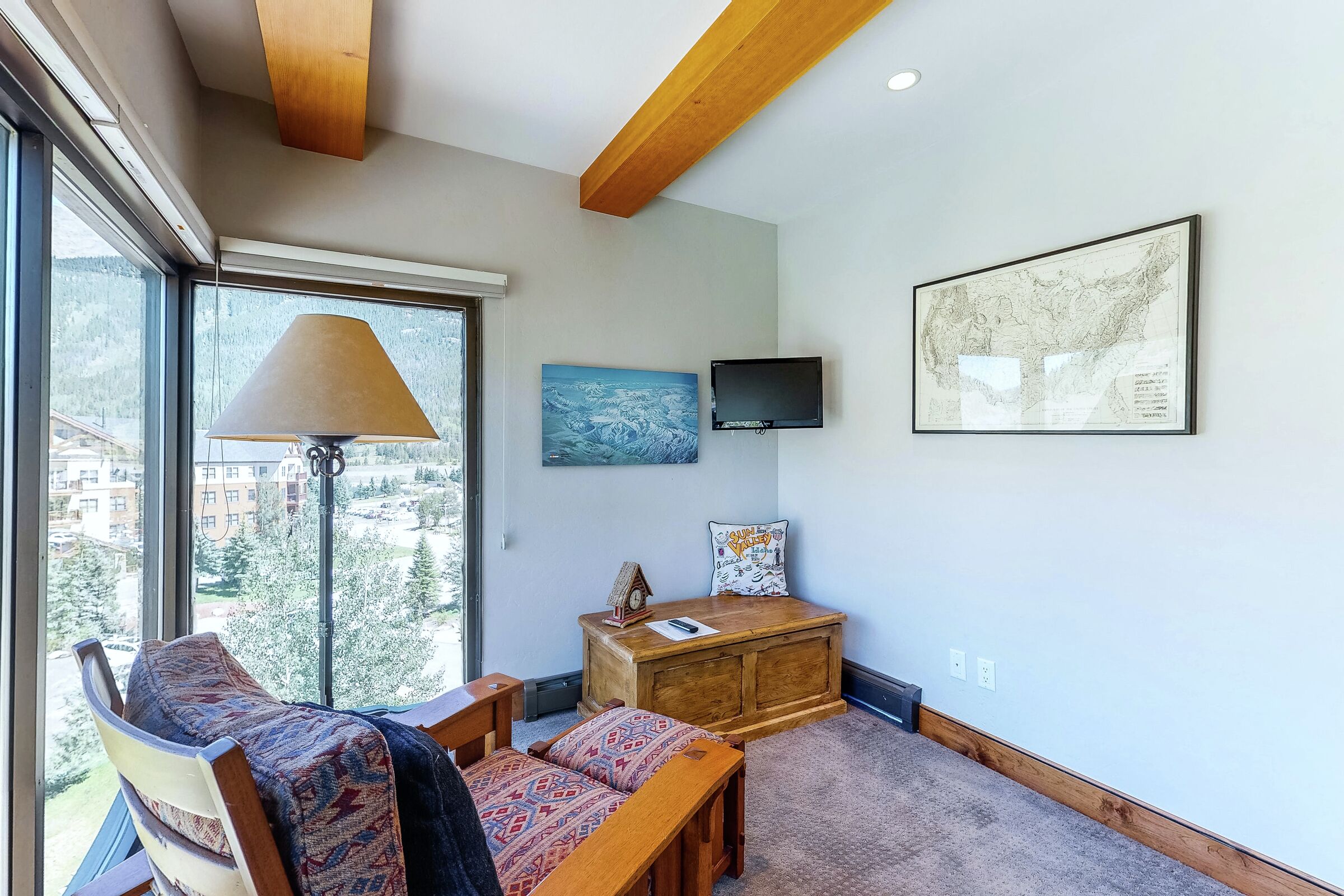#405 - Casper Slopeside East - Sitting Room
