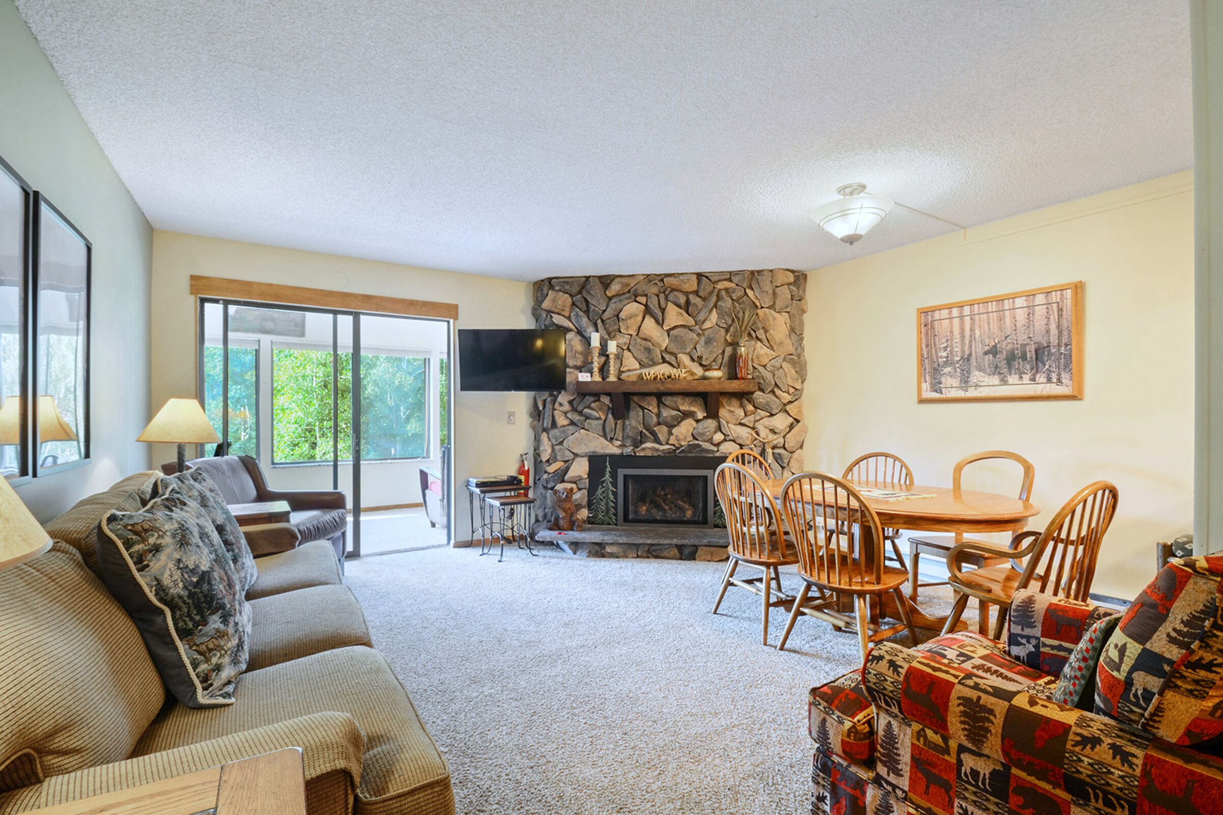 #106 - Living Room
