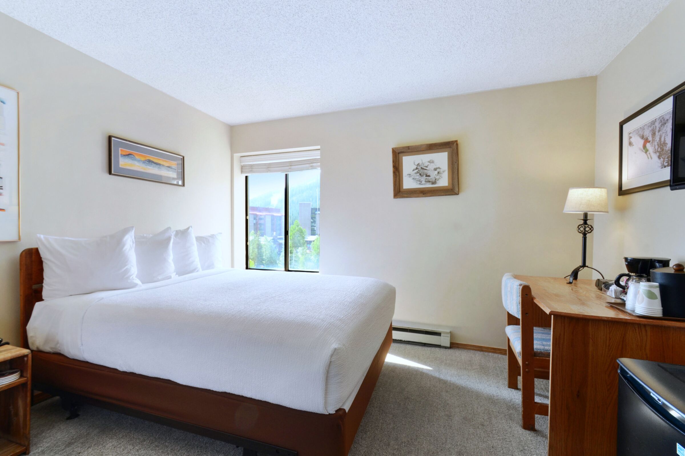 #206A - Hotel Room