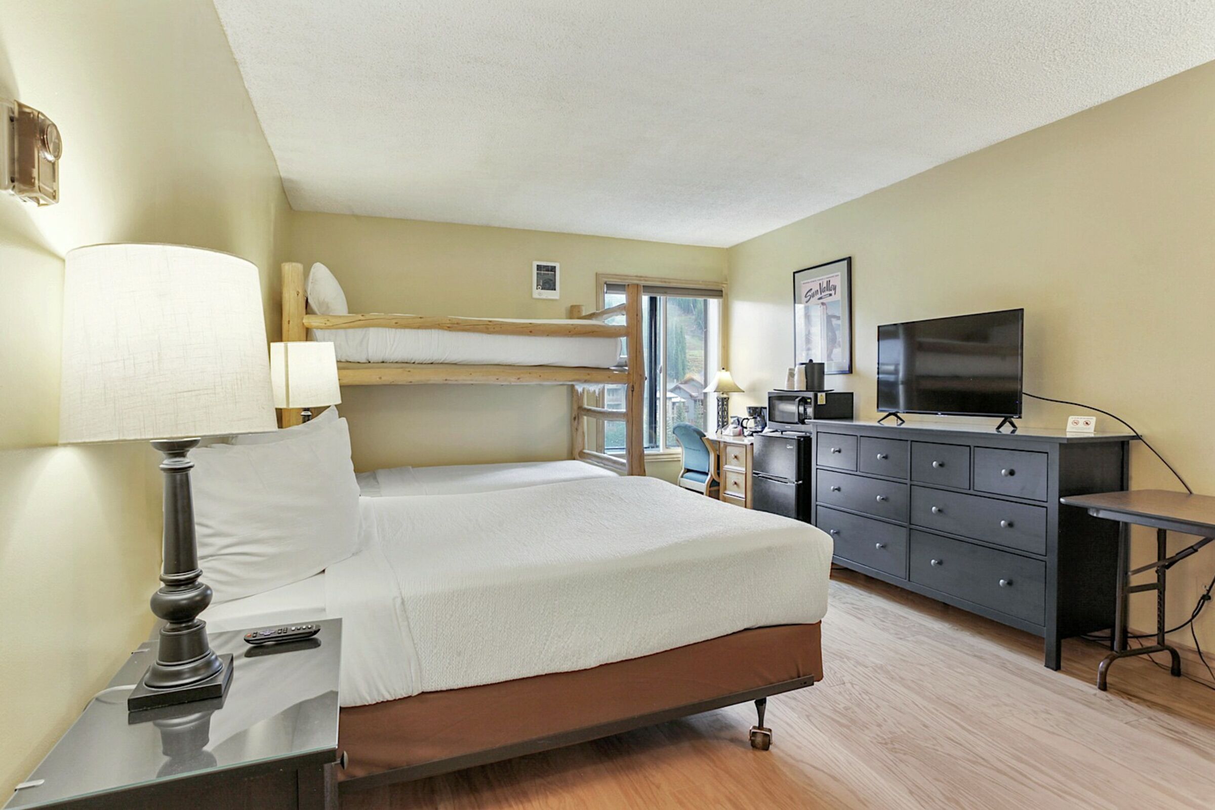 #404A - Bedroom