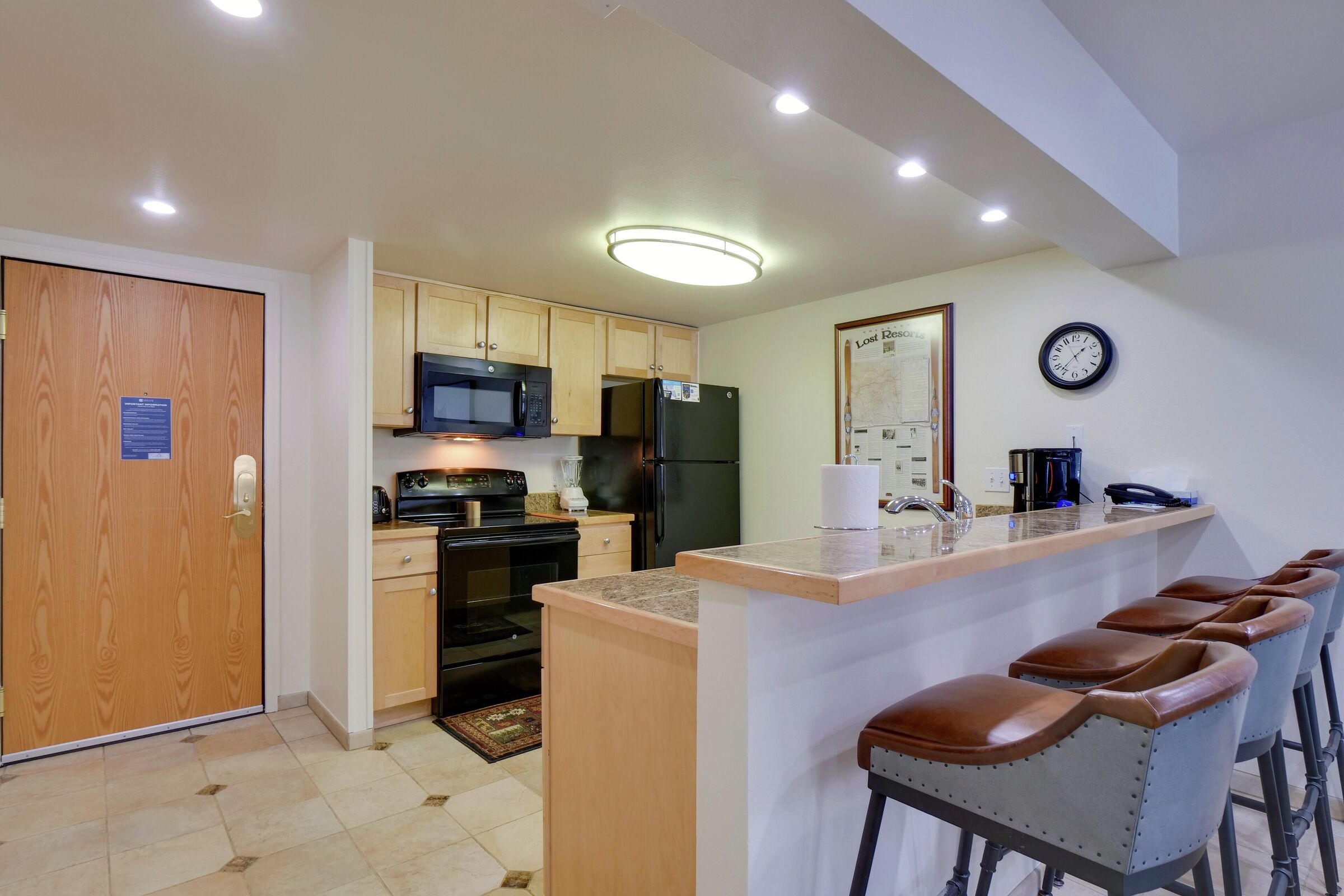 #225/229 - Kitchen