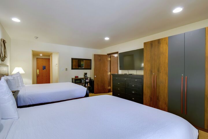 #221/225/229 - Bedroom