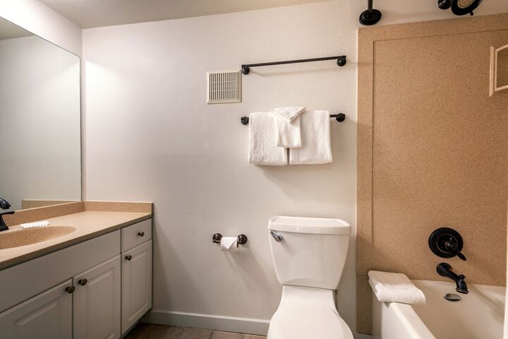 3 Bdrm - Bathroom