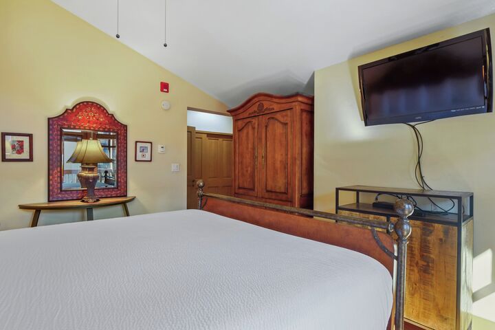 #124A - Master Bedroom