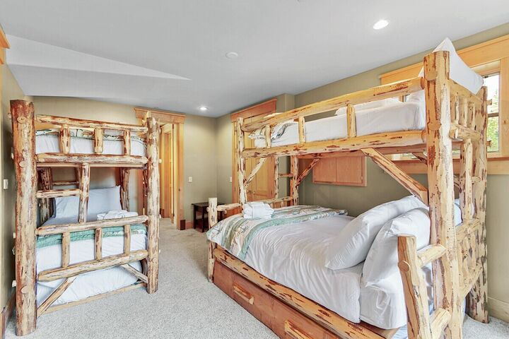 5 Bdrm 5.5 Bath HT - Bedroom