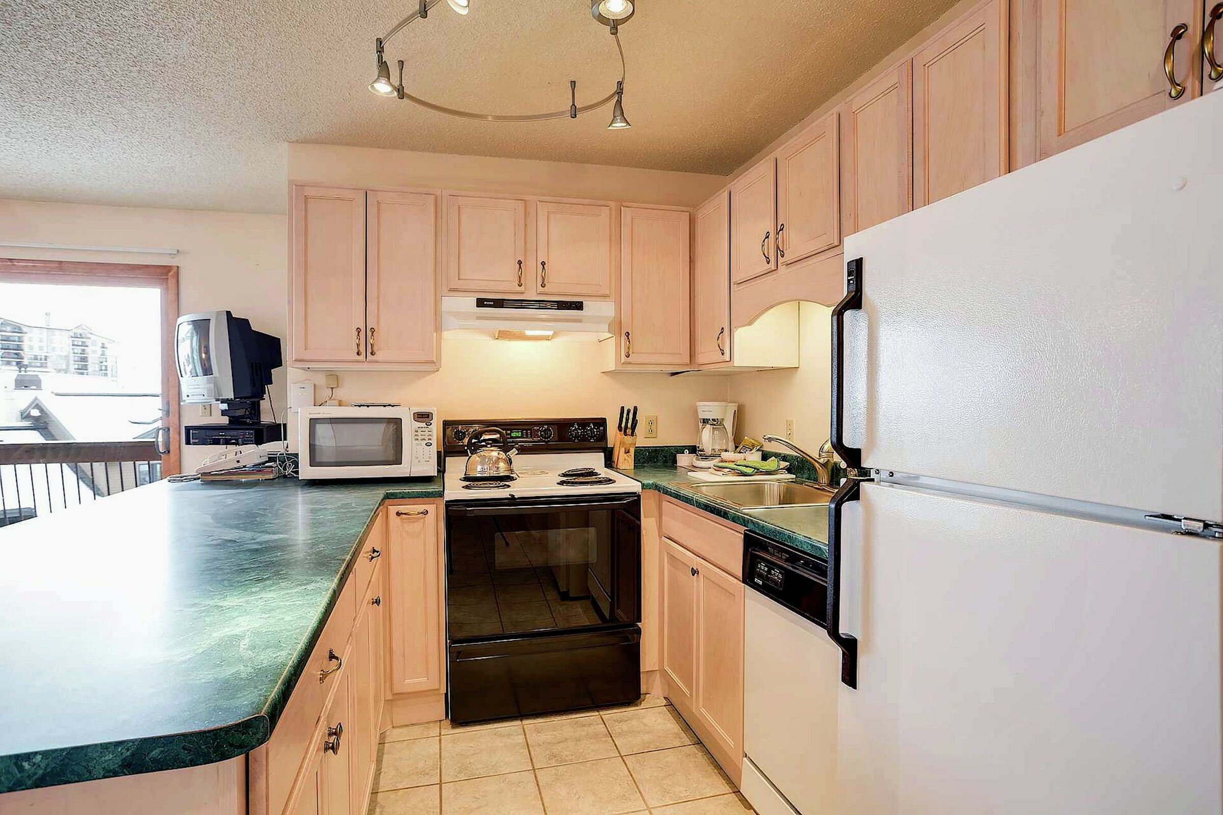 #300 - Kitchen