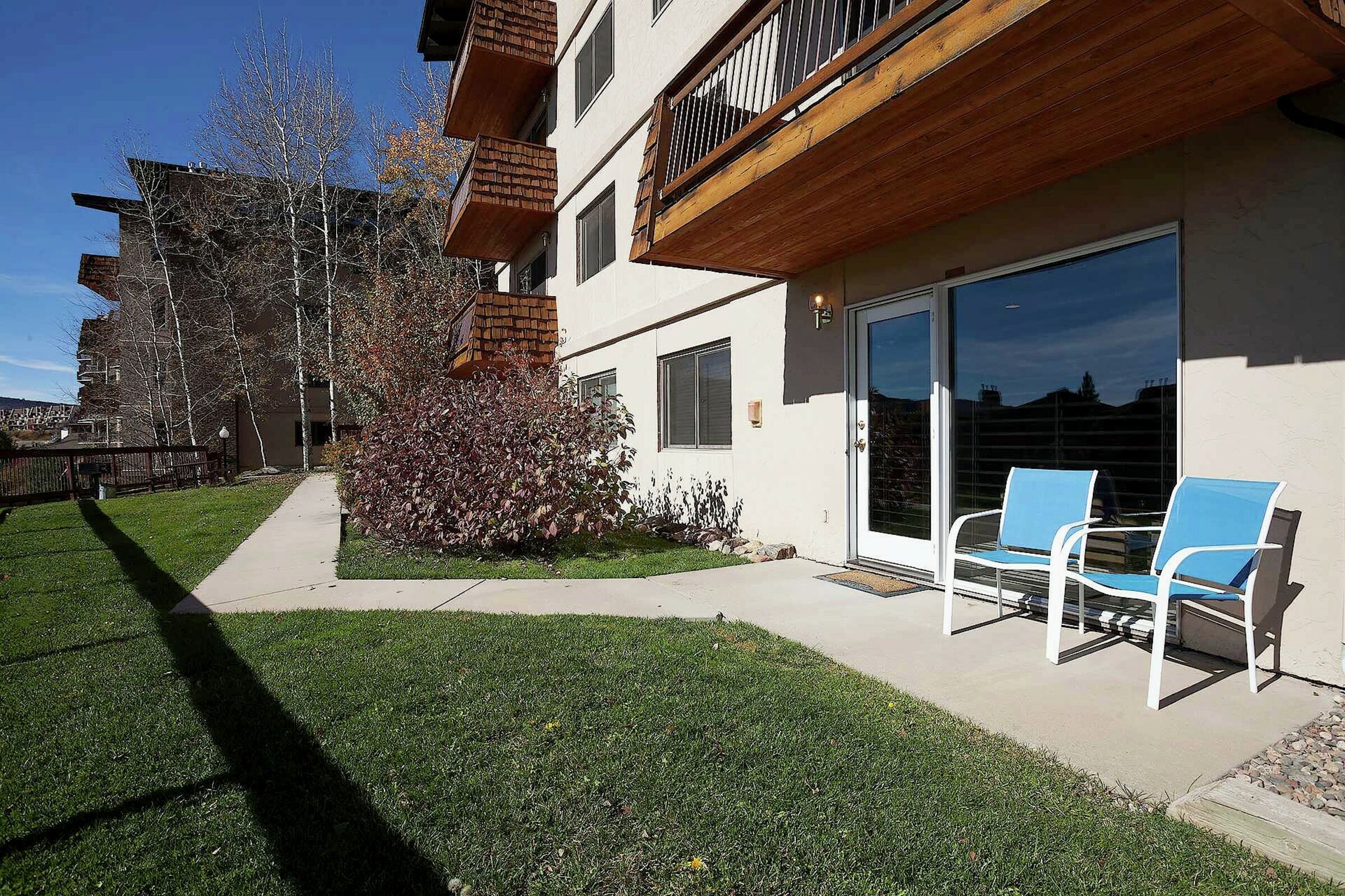 #290 - Patio
