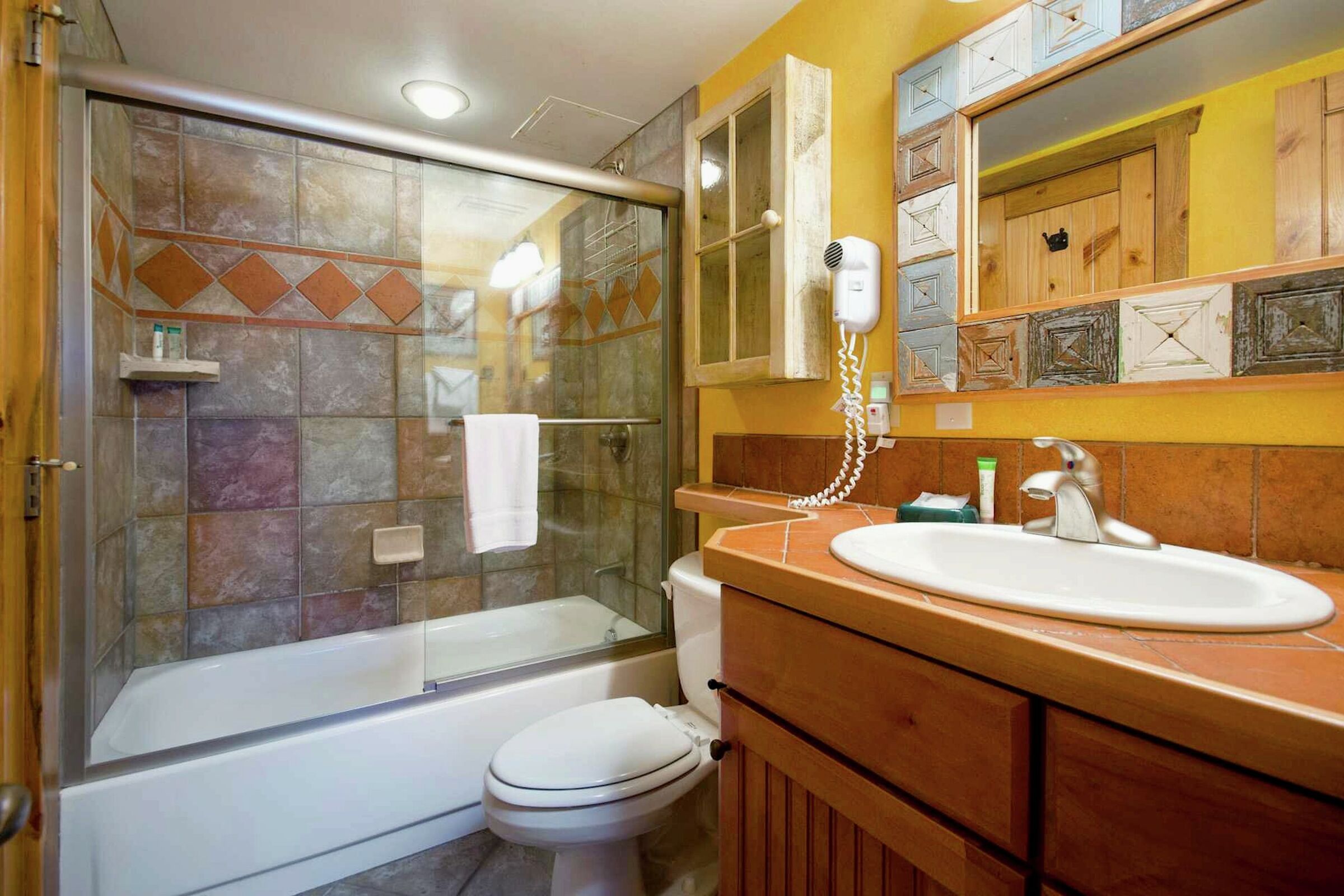 #450 - Bathroom