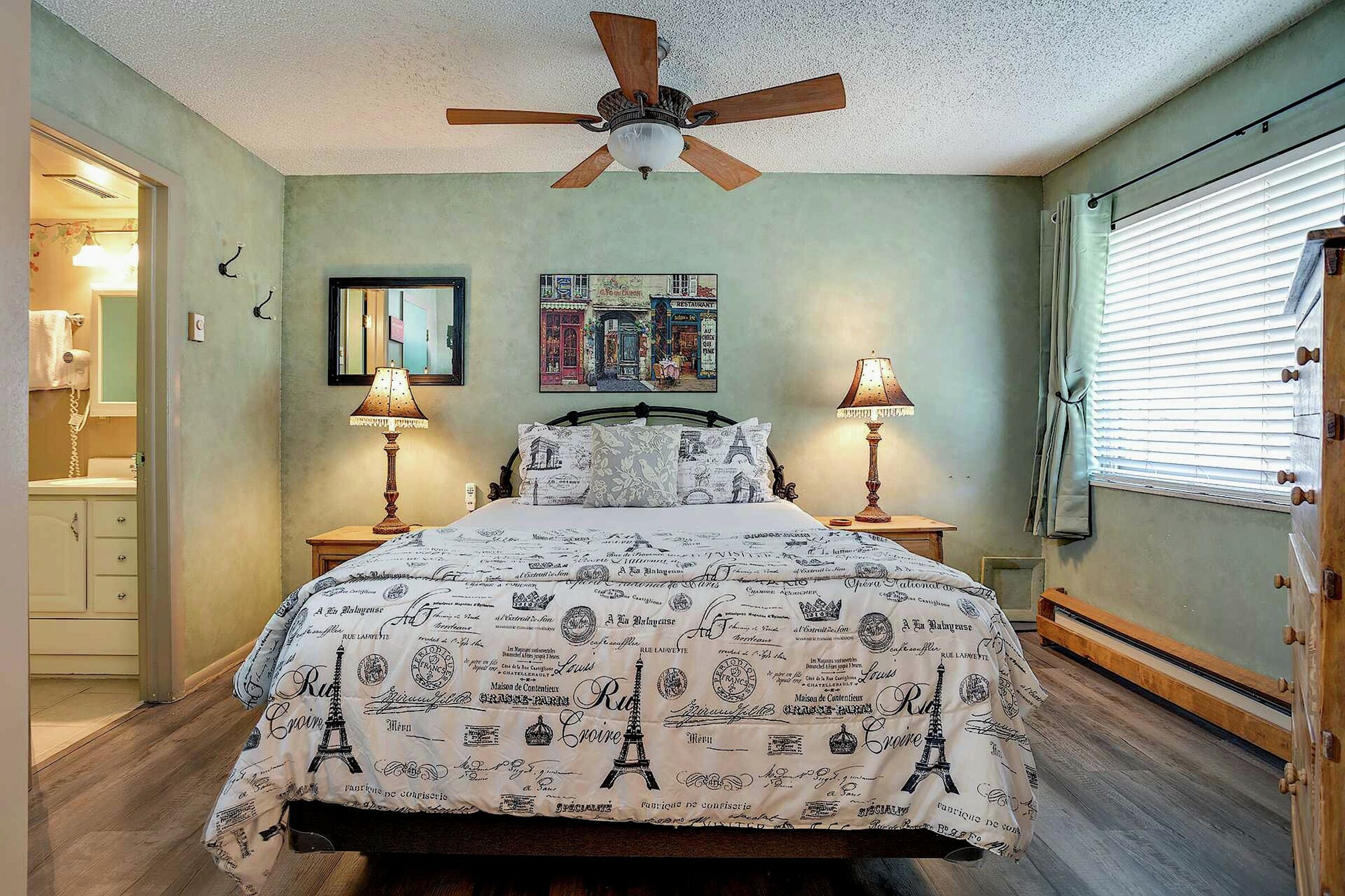 #100 - Master Bedroom