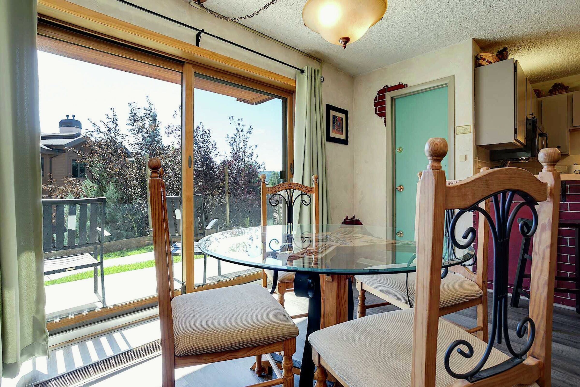 #100 - Dining Room