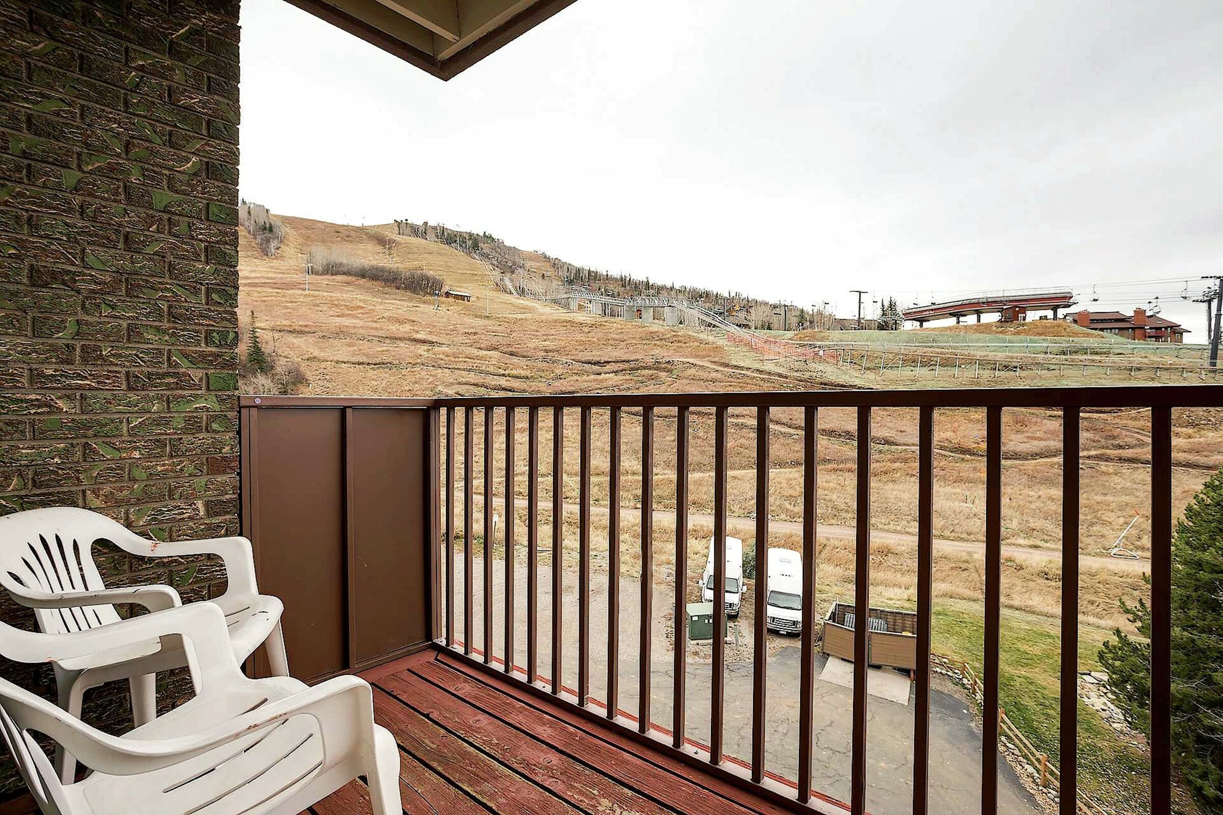 #447 - Balcony 